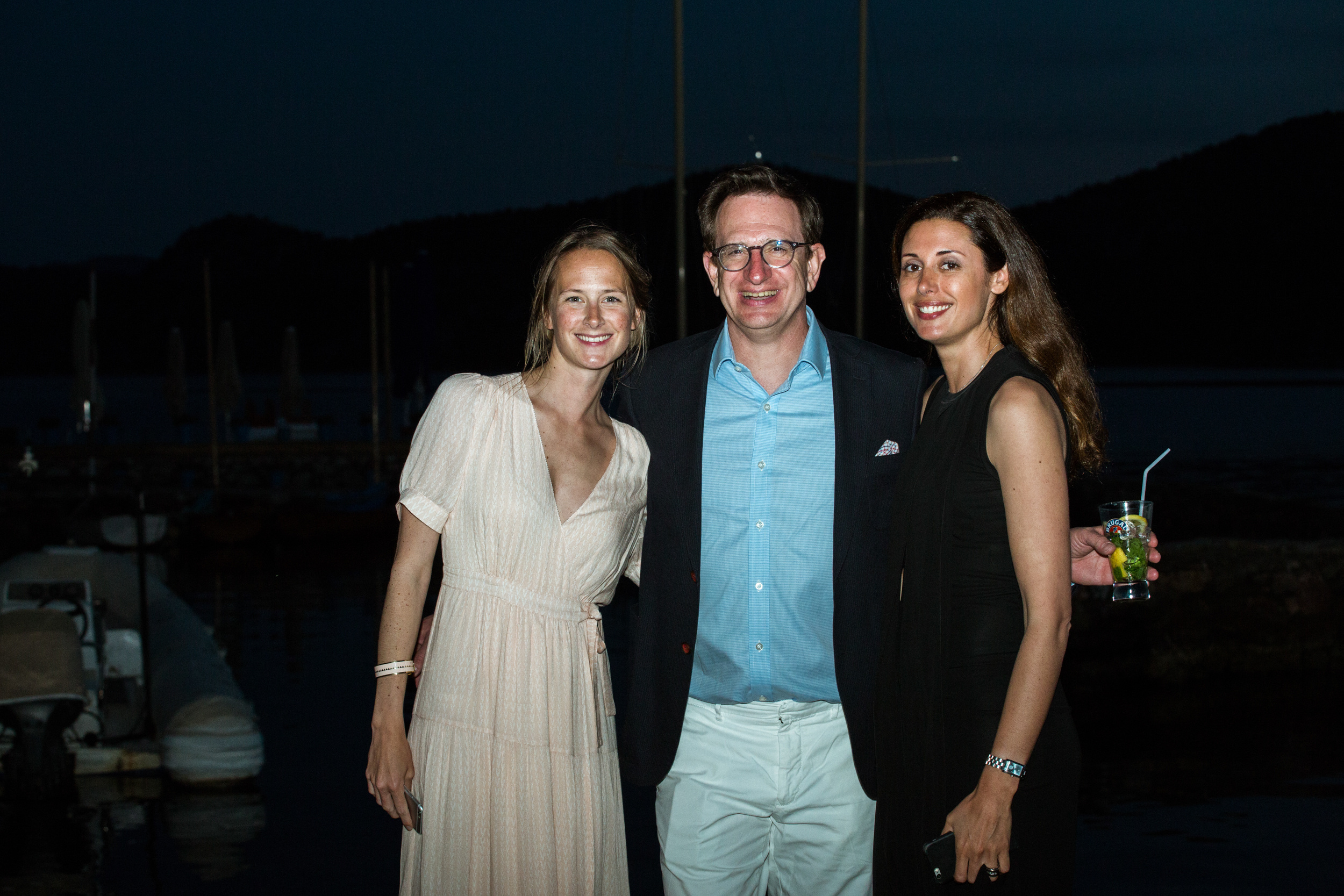 Вечеринка друзей и свадьба на острове. Фотограф в Каппадокии / Julia Ganch