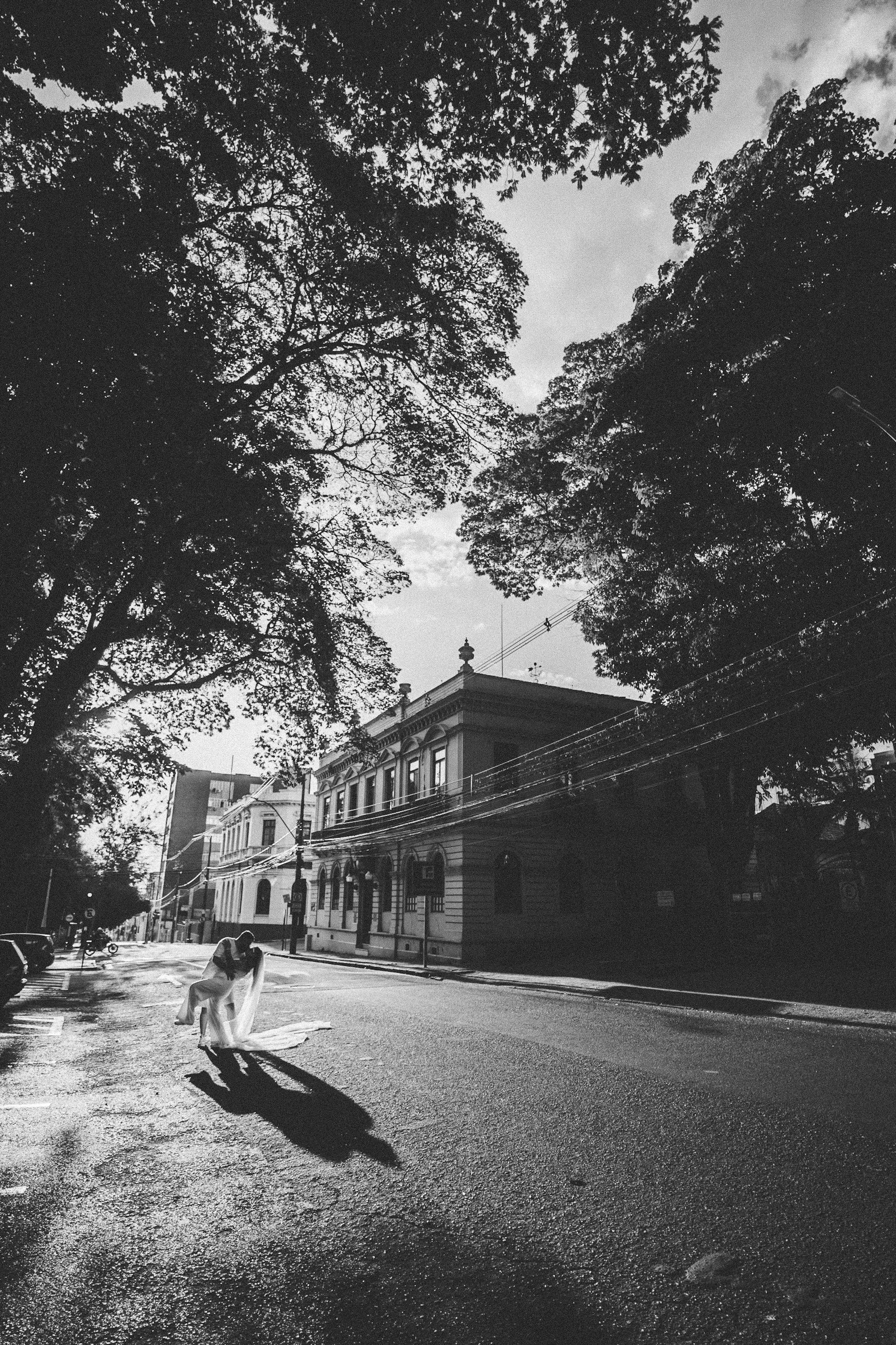 Pré Wedding — Laysla e Bruno (Urbano). Fotógrafo de casamento e Filmmaker de casamento