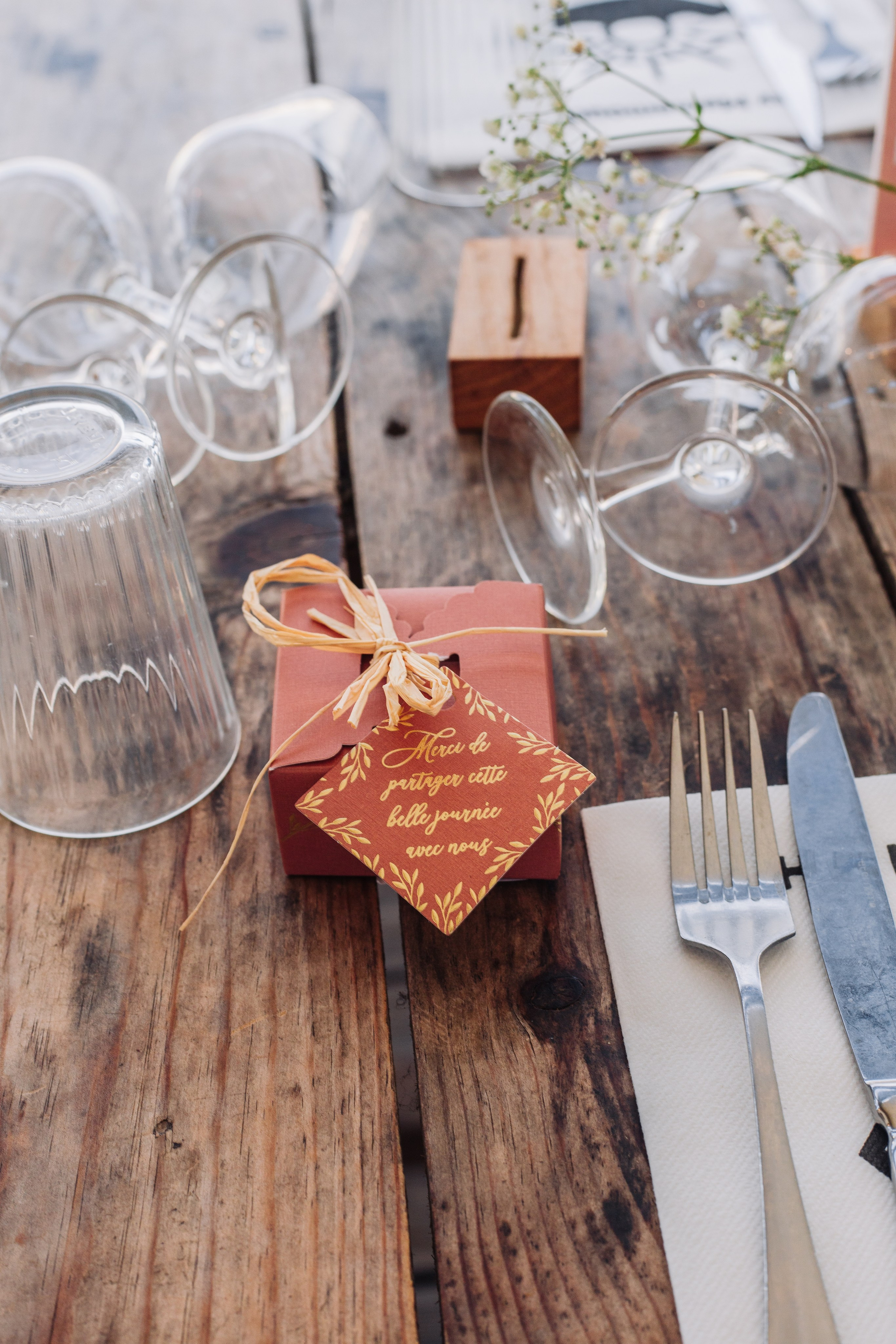 Sylvie & Lilian | Au bord de la mer. Photographe professionnelle à Poitiers, Tours et Châtellerault | Studio photo entre Poitiers et Tours – portraits, familles, entreprises, ma