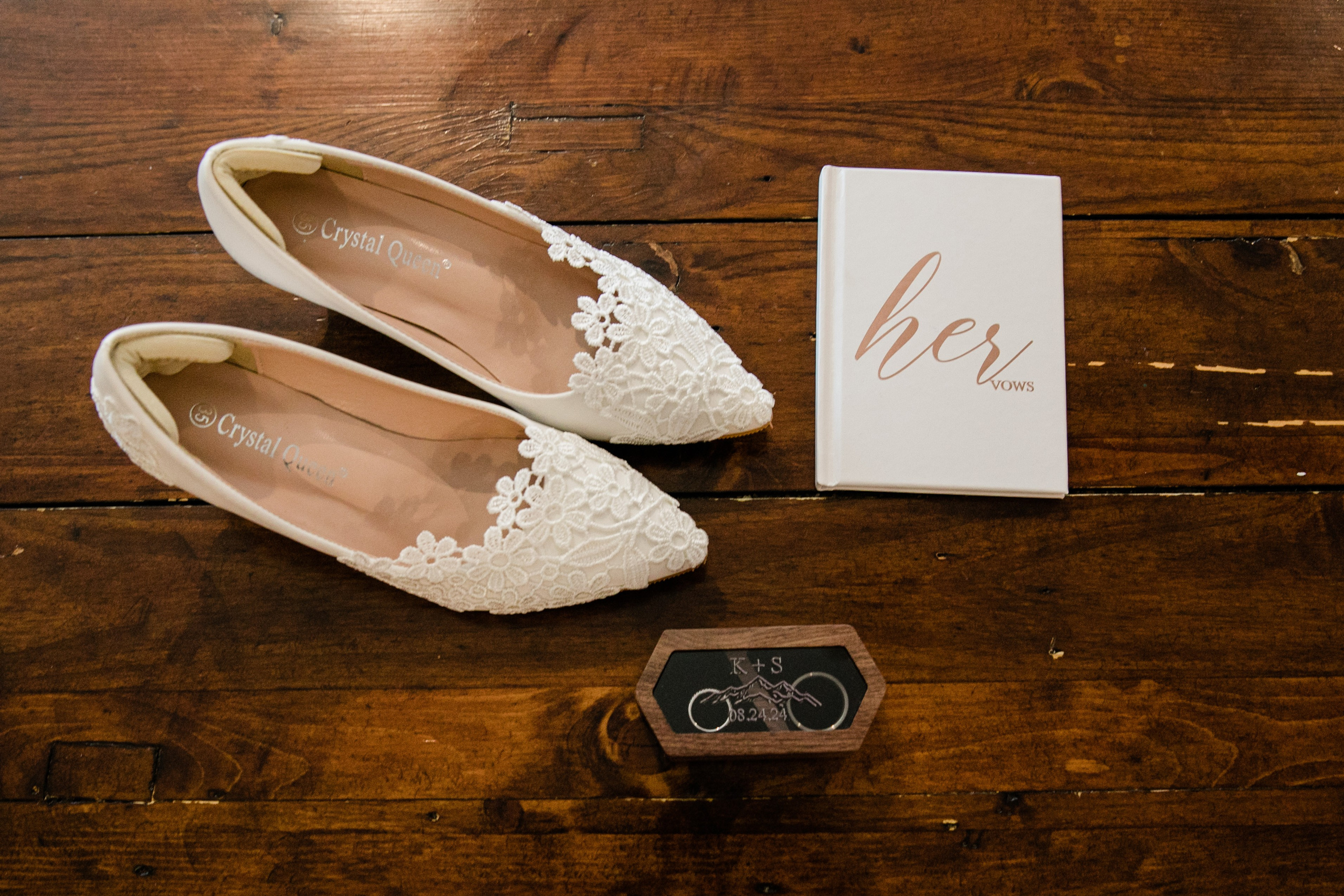 Getting Ready Photos — Hagen. Ching Li Photography