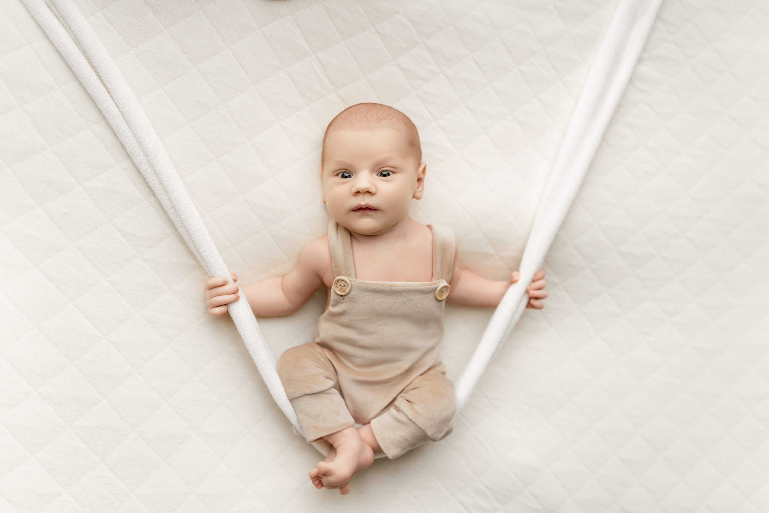 Esu Aleksandra naujagimių ir kudikių fotografė iš Vilniaus