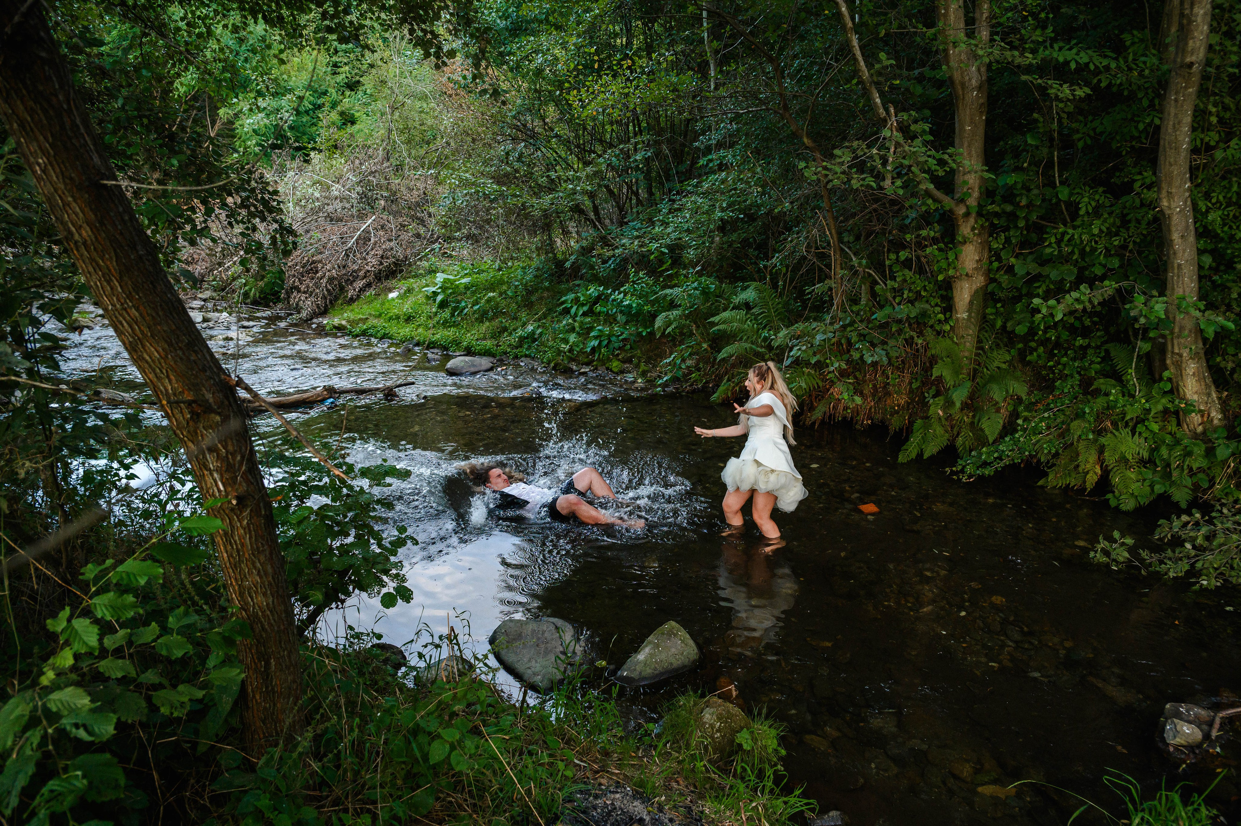 Octavian & Antonia | Trash The Dress. Erik Bagy | Fotograf de Nuntă