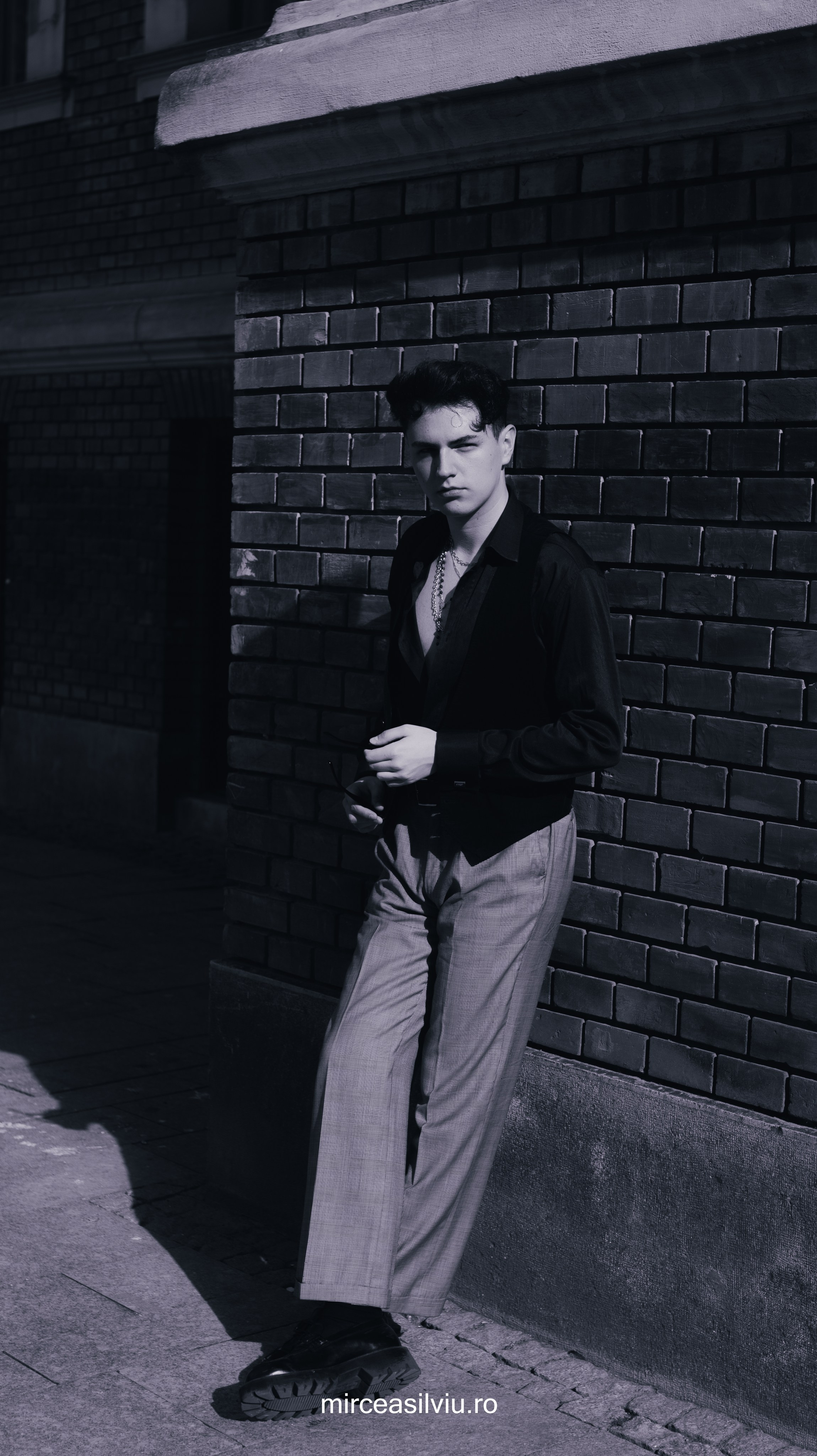 Darius. Fotograf de portrete și evenimente din Cluj-Napoca. Ședințe foto individuale, nunți, botezuri și aniversări în Cluj și județul Cluj