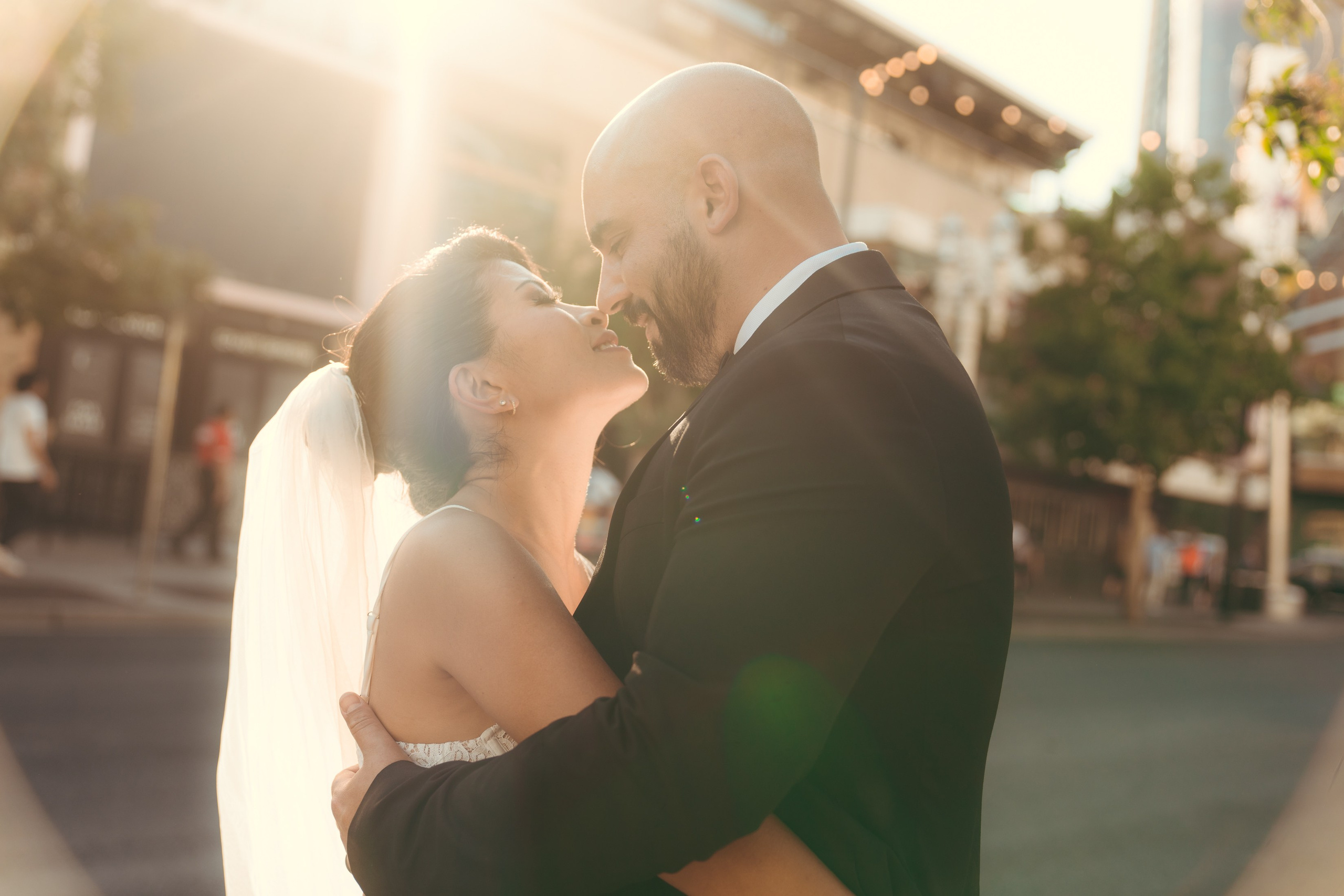 Bo San&Elliot. Wedding & elopement photographer Viktoriya Kravtsov. Las Vegas