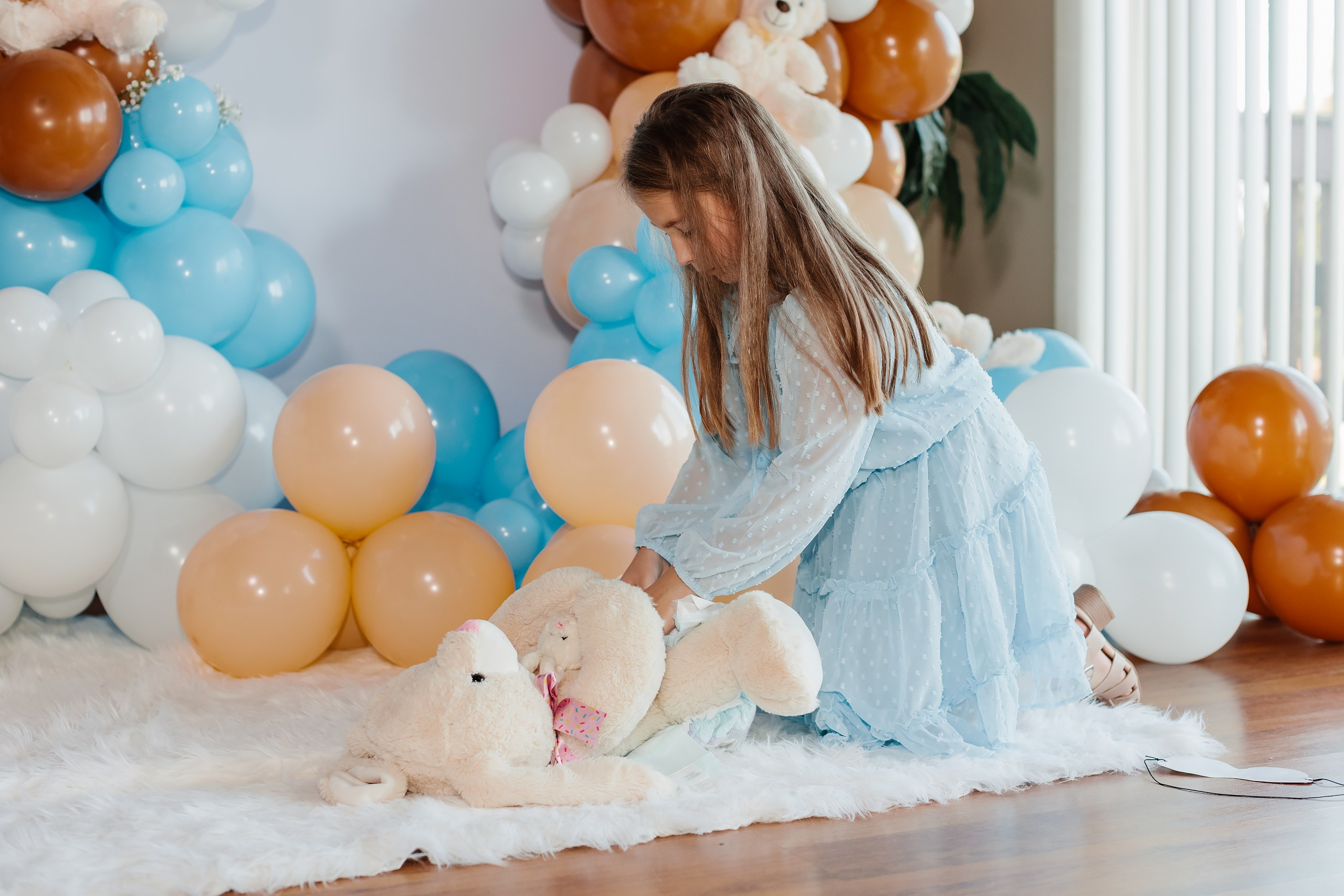 10.01.2022 Baby shower. Wedding family event photographer in Chicago Nick Yushevich