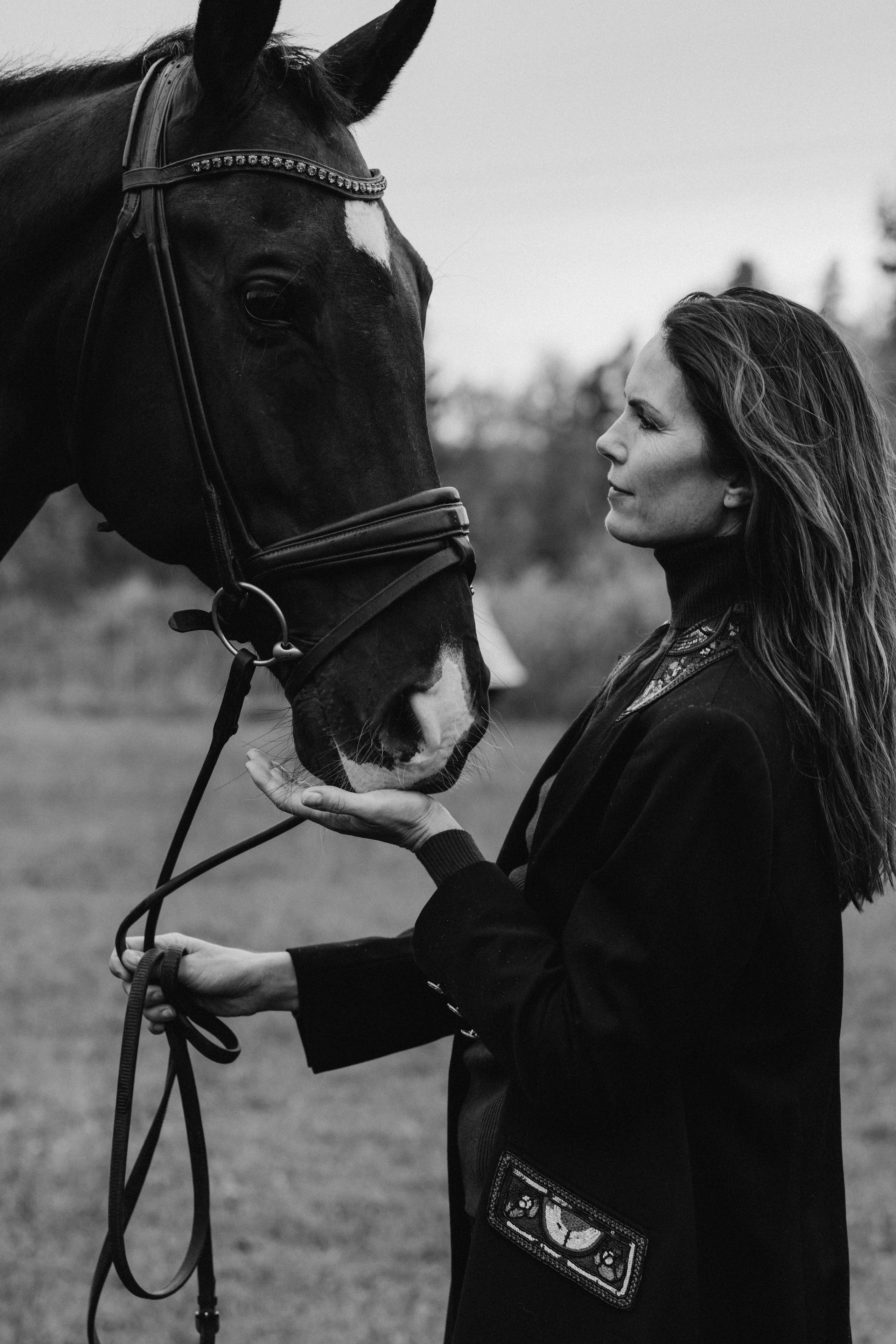 Susanna Hyypiä. Wedding and portrait photographer in Helsinki Vickan O