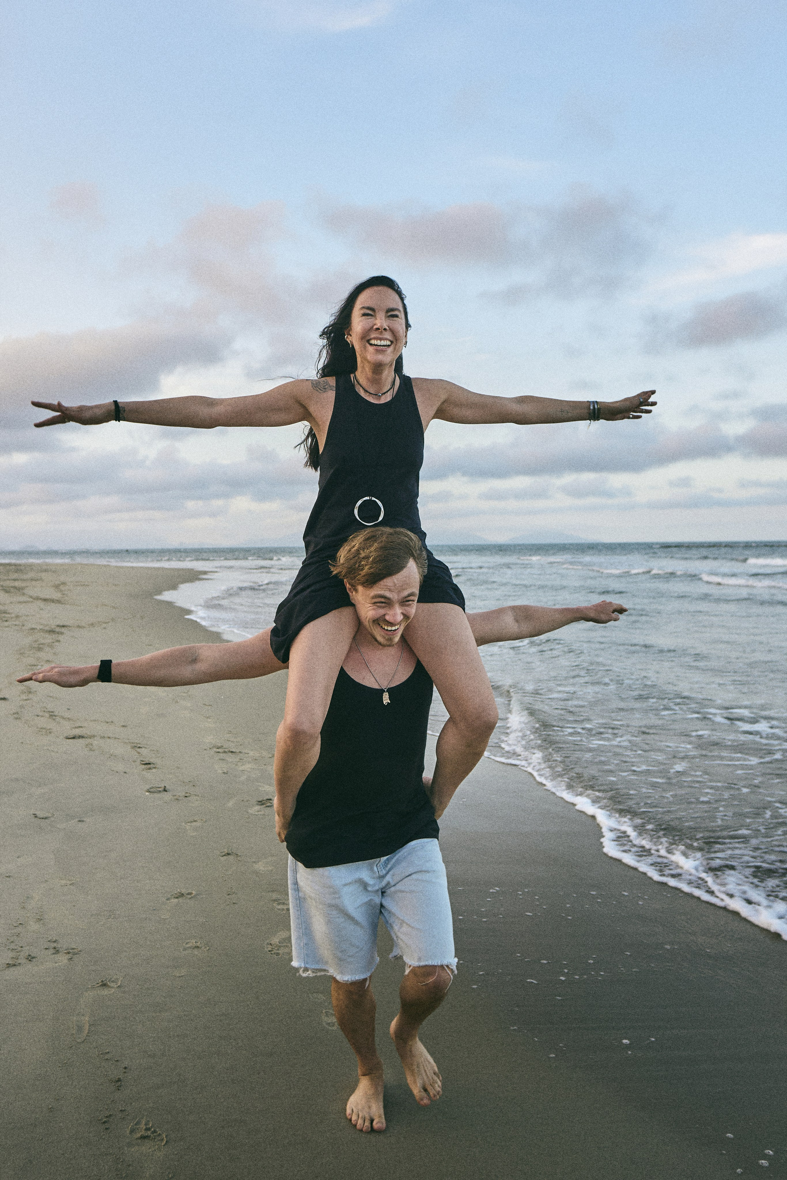 Lifestyle Photographer in Hoi An & Da Nang Love stories, family & wedding photography