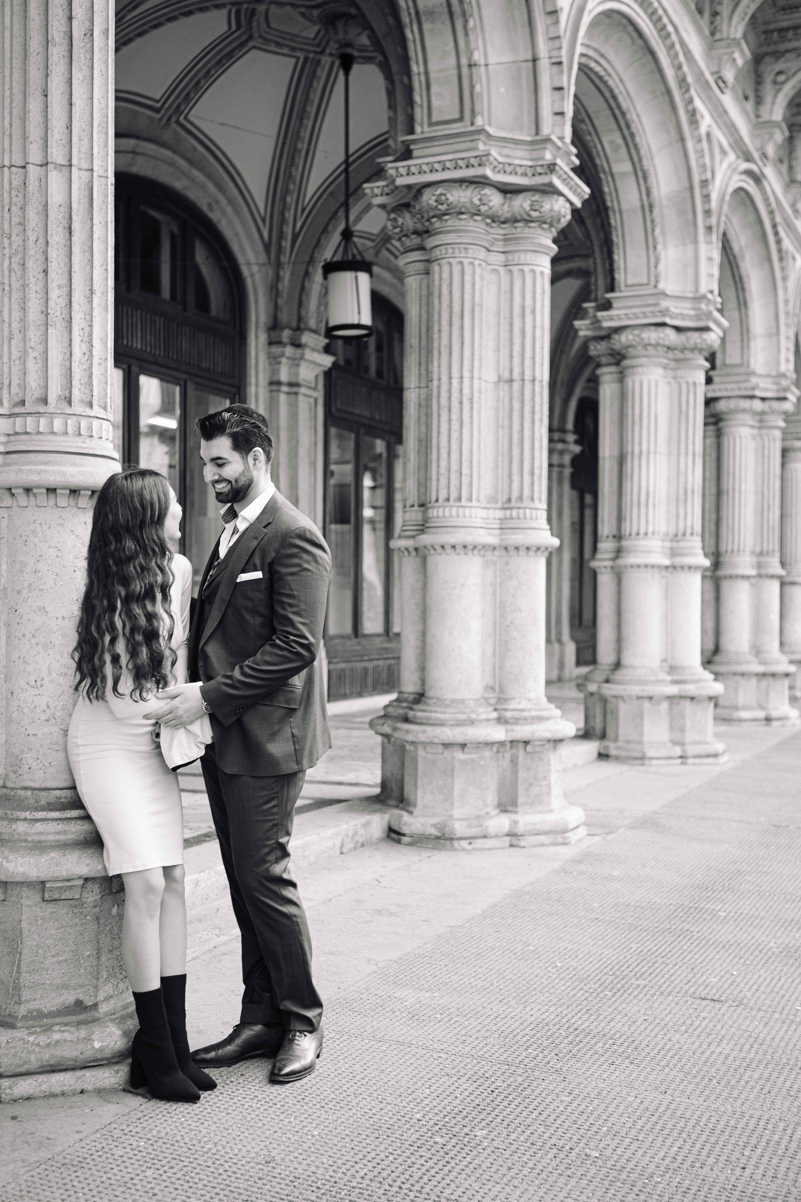 A LOVE STORY IN VIENNA. PHOTOGRAPHER IN ISRAEL