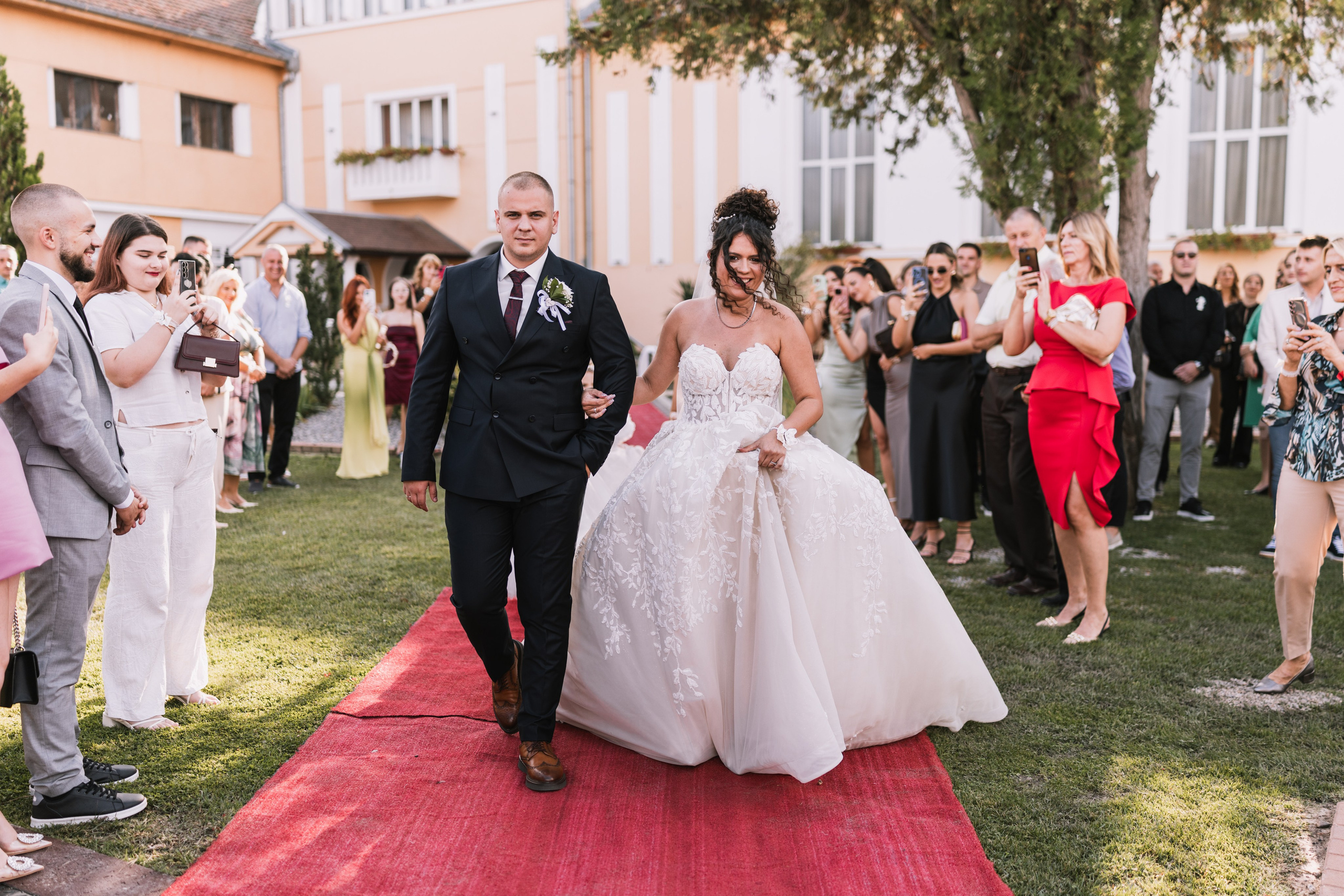 Anja i Milan. Fotografisanje venčanja i svadbi - Vijatov Studio