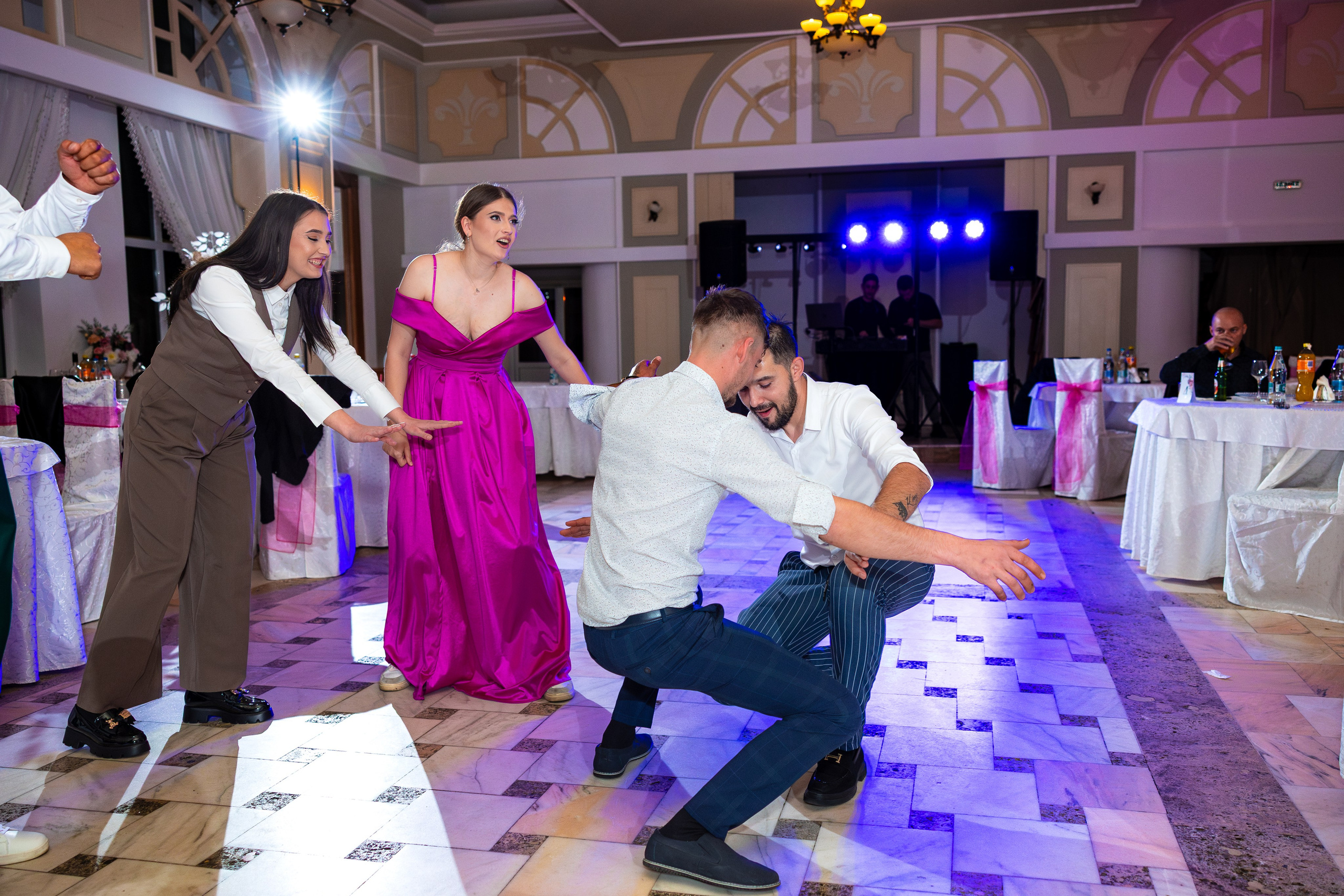 Botez Natalia si Carolina. Ionut Brehuescu — Fotograf