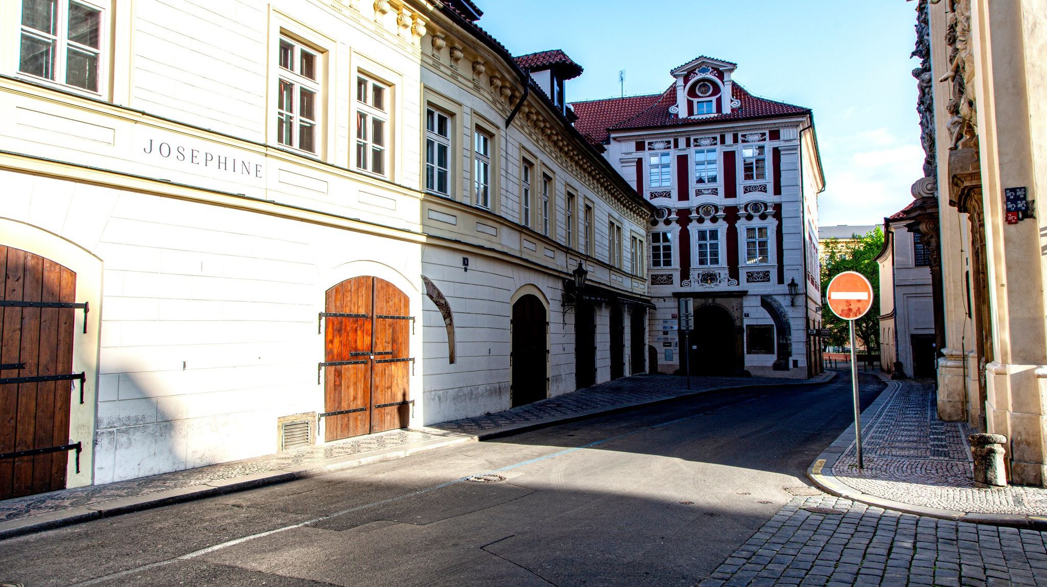 77.Prague.Covid-19. Путешествия в формате 360......