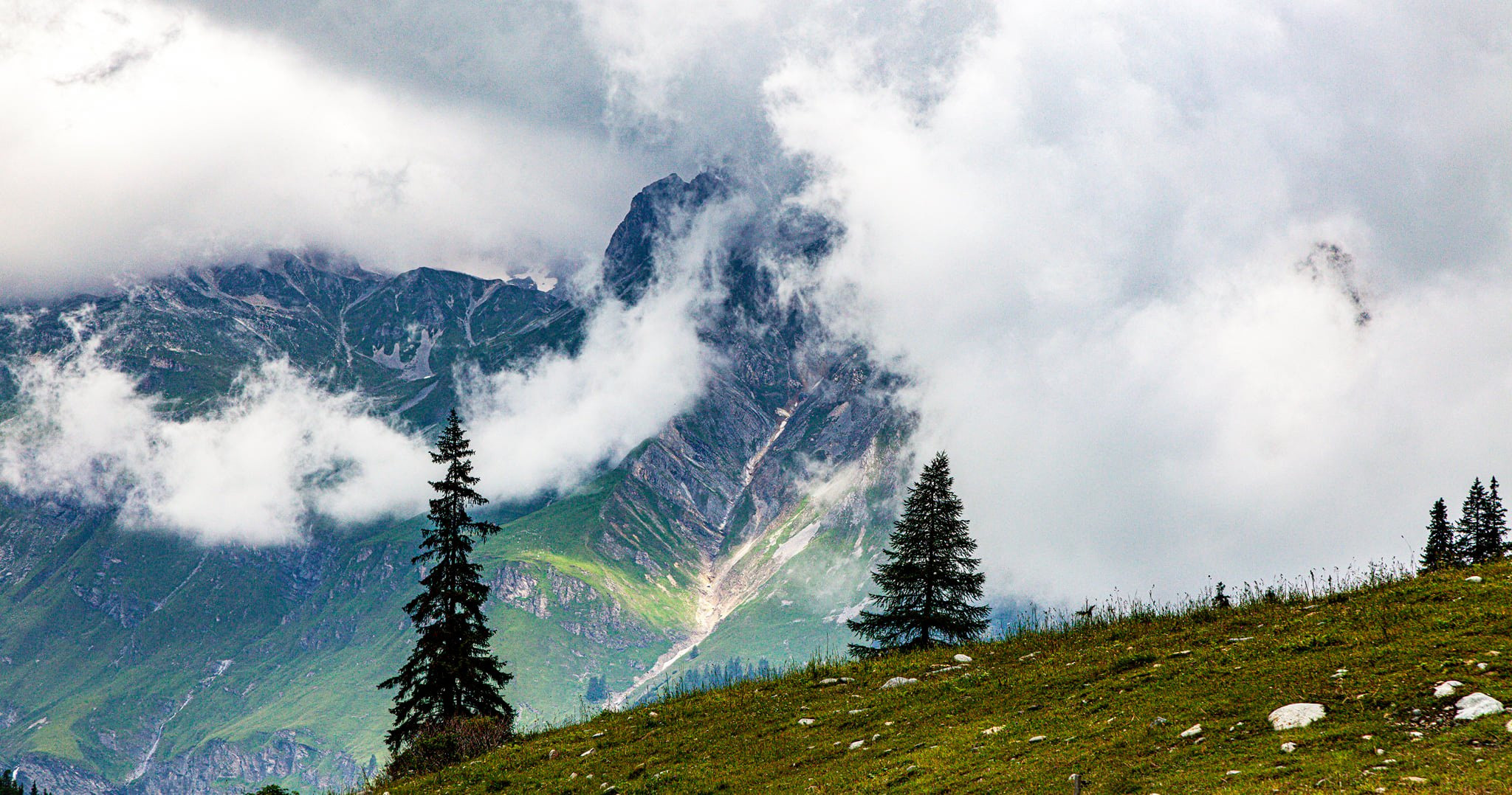 96.Перевал Passo dello Spluga и деревня Montespluga.18.7.2021. Путешествия в формате 360......