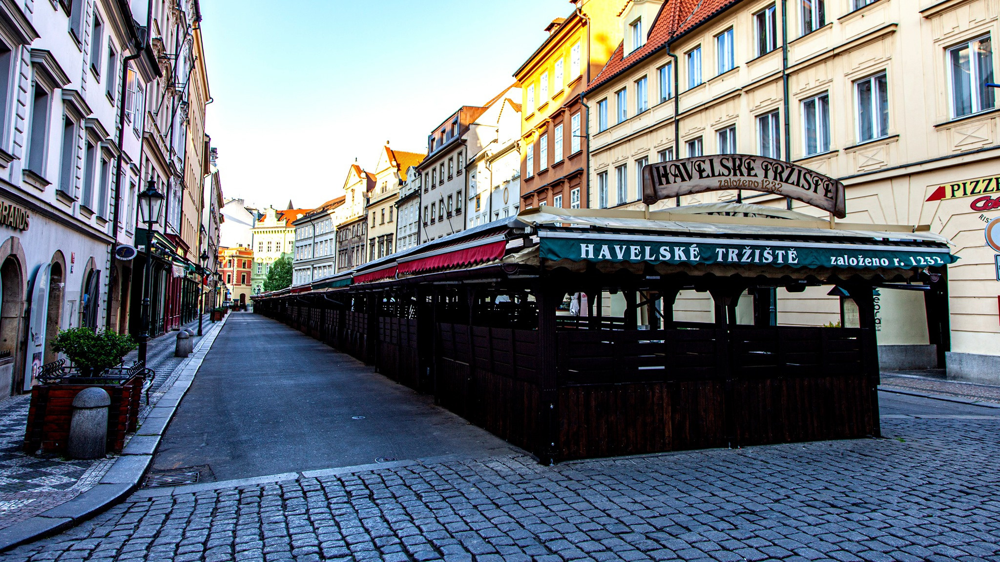 77.Prague.Covid-19. Путешествия в формате 360......