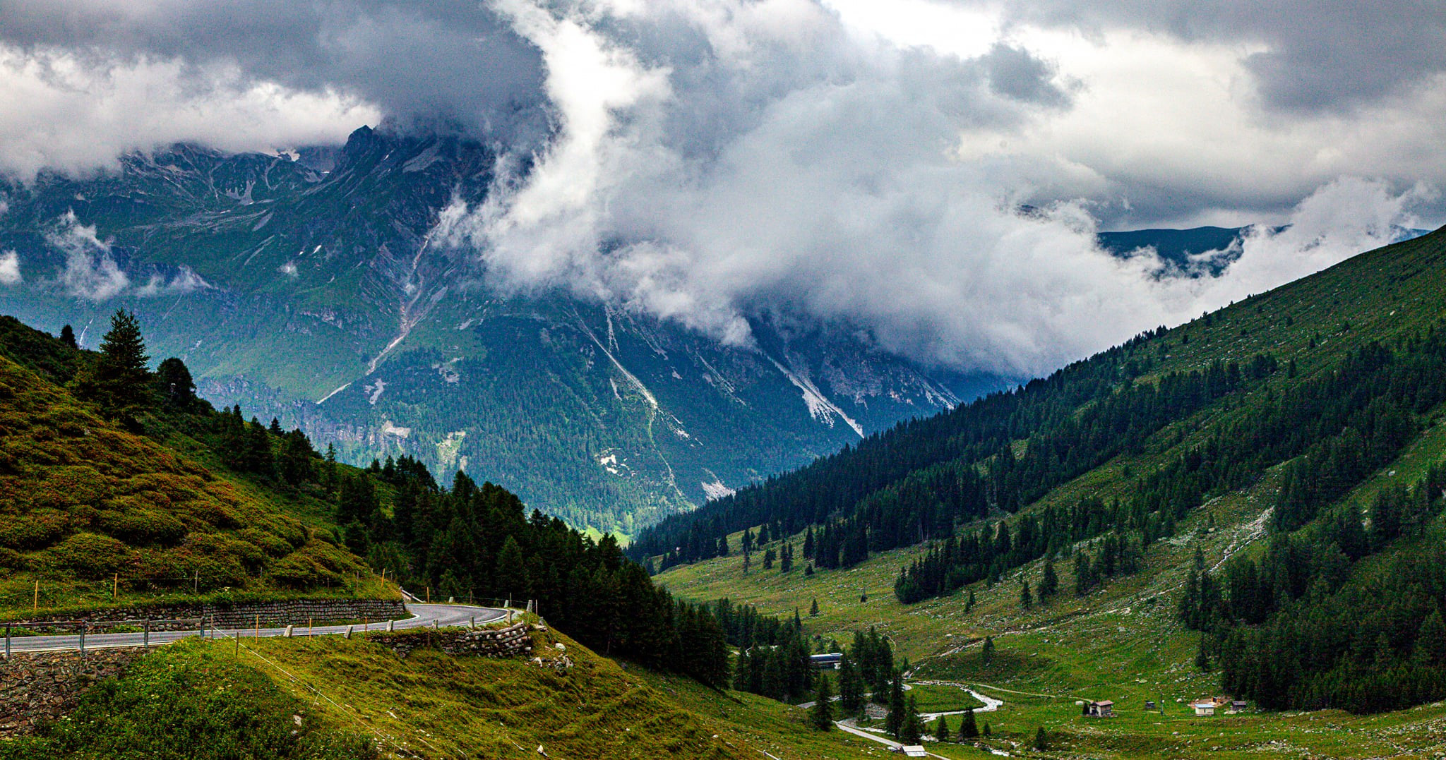 96.Перевал Passo dello Spluga и деревня Montespluga.18.7.2021. Путешествия в формате 360......