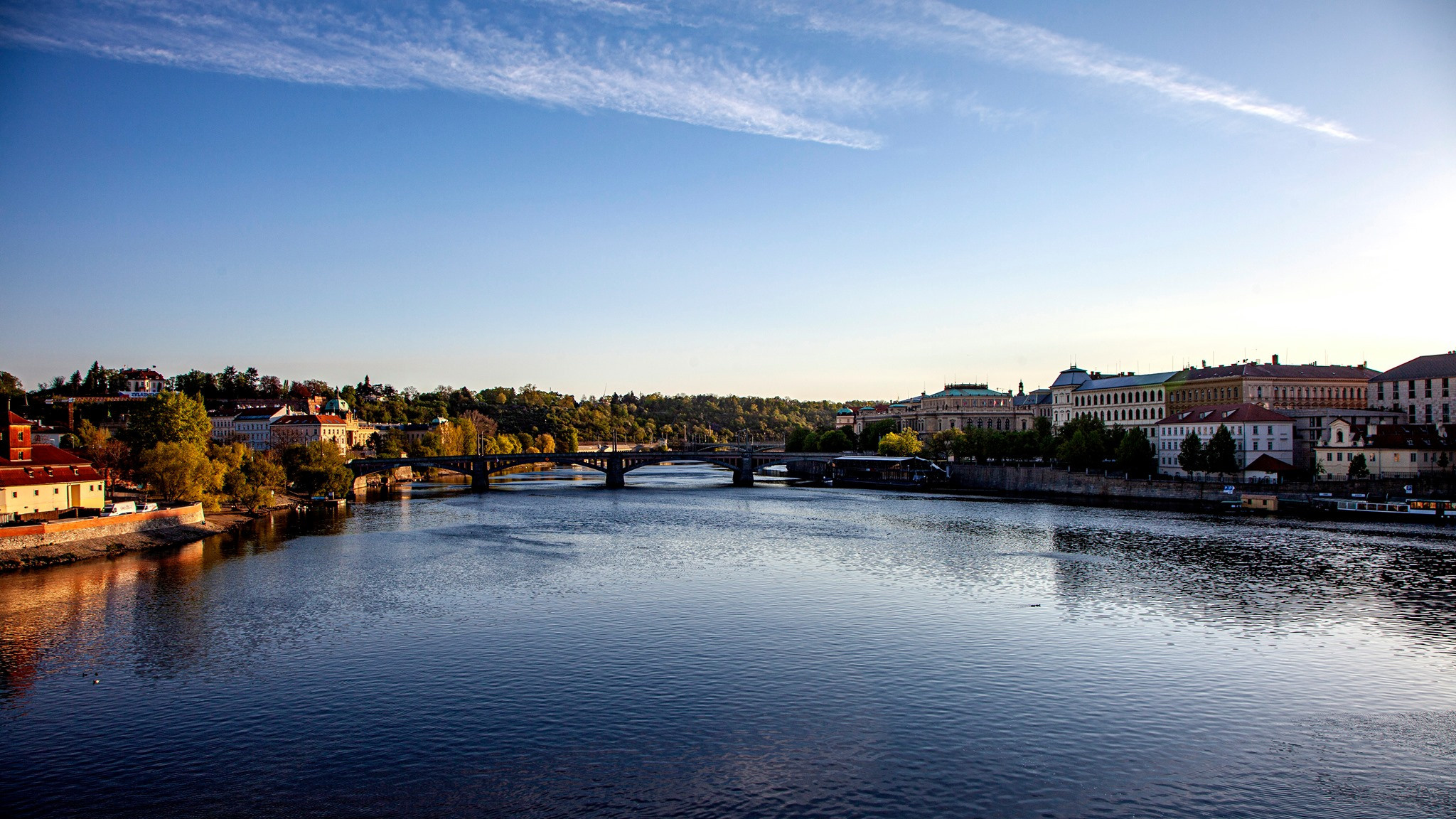 77.Prague.Covid-19. Путешествия в формате 360......