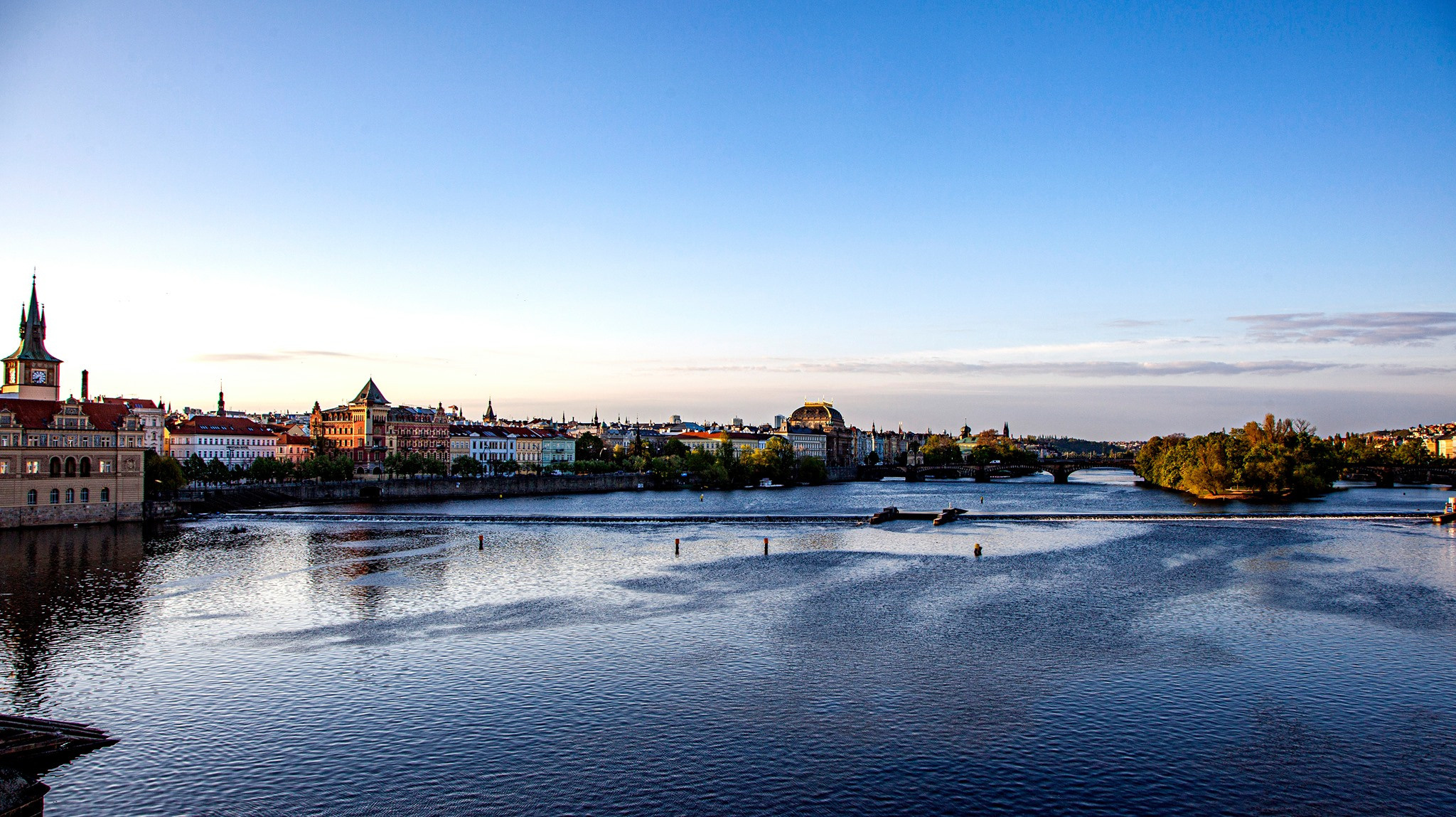 77.Prague.Covid-19. Путешествия в формате 360......