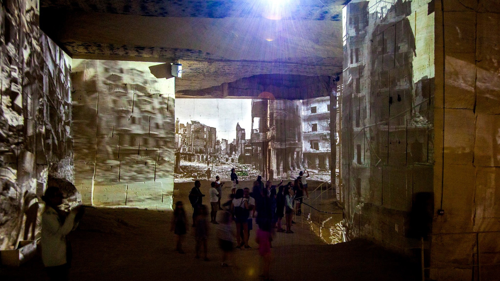 38.France 4/7-8/7/2018.Carrières de Lumières. Путешествия в формате 360......