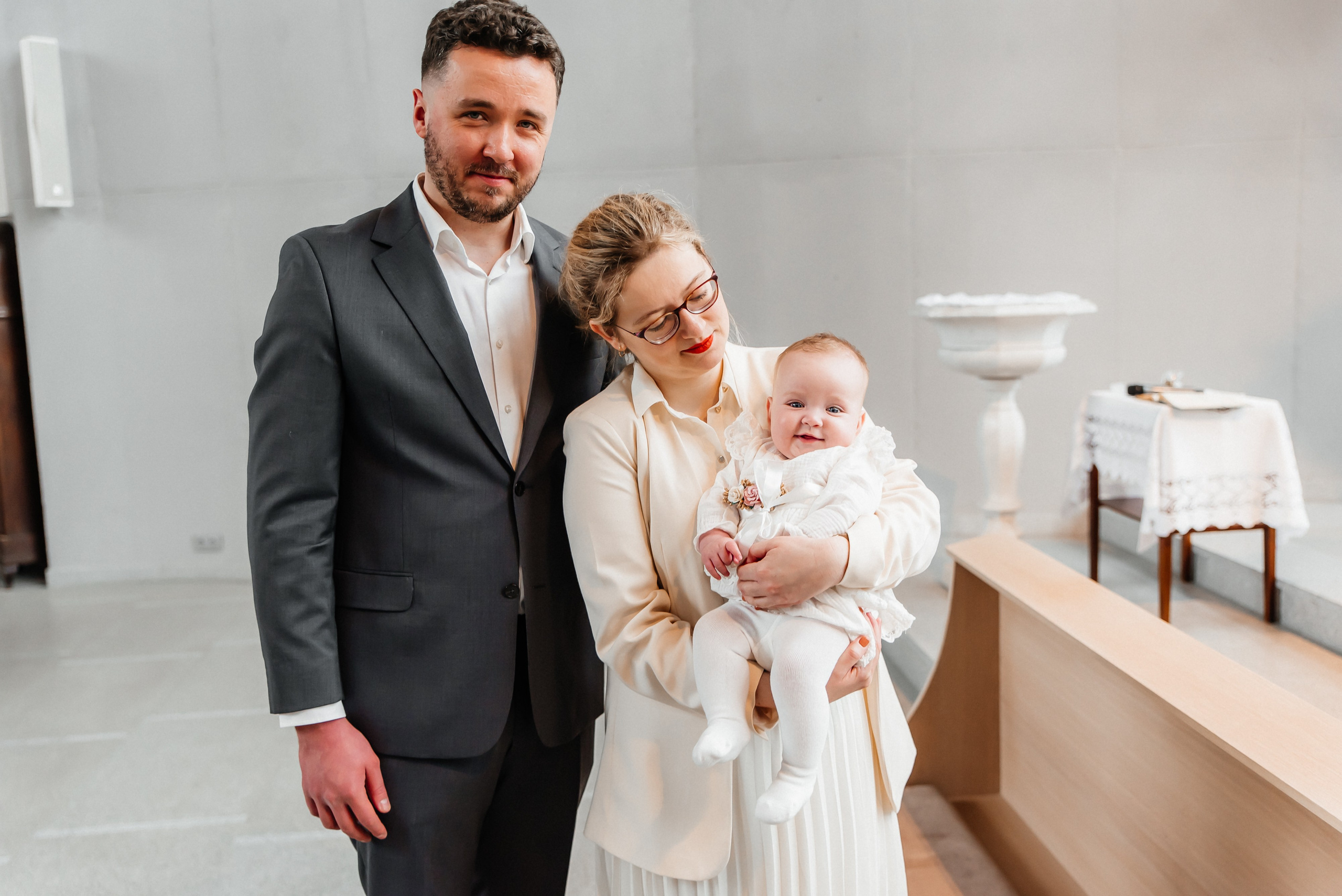 Chrzest Maja. Eugene Save – Fotograf Ślubny i Rodzinny | Warszawa i Cała Polska