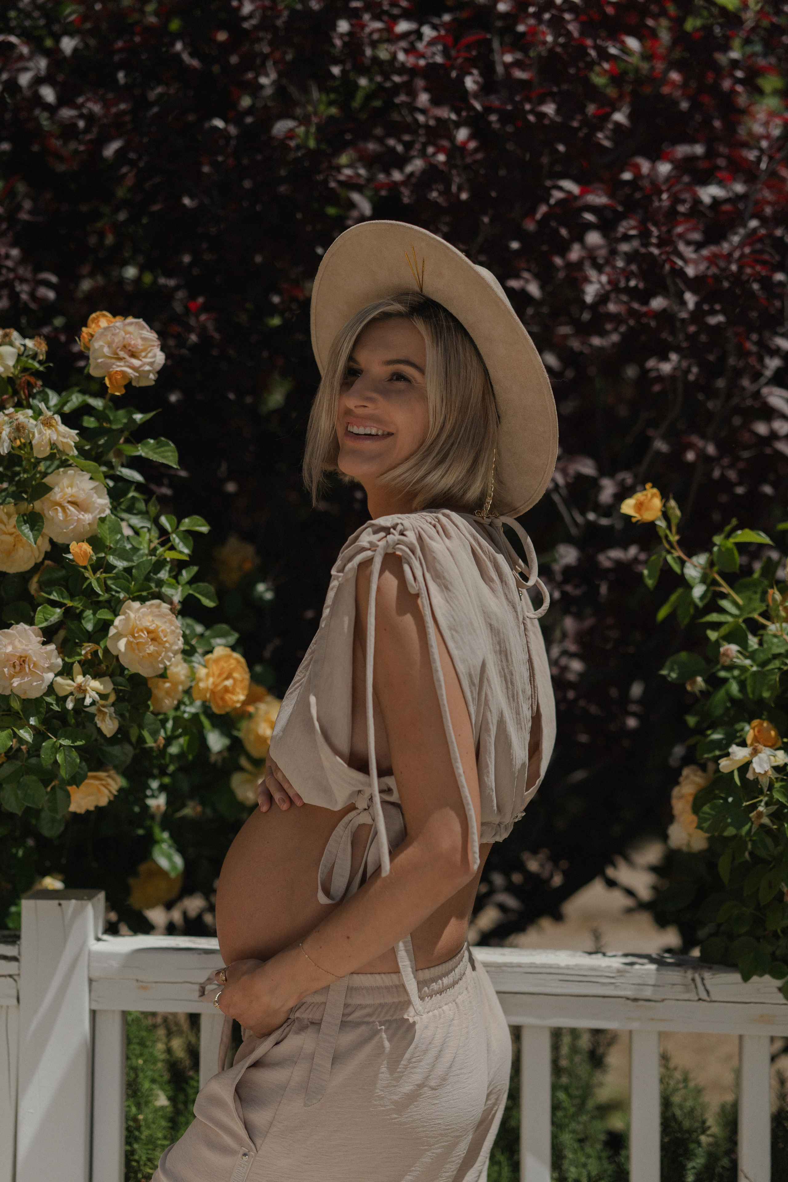 Kristina and Baby Wolf. Pregnancy Photoshoot. Portrait, family, maternity & wedding photography & videography in SoCal Kseni Vibe