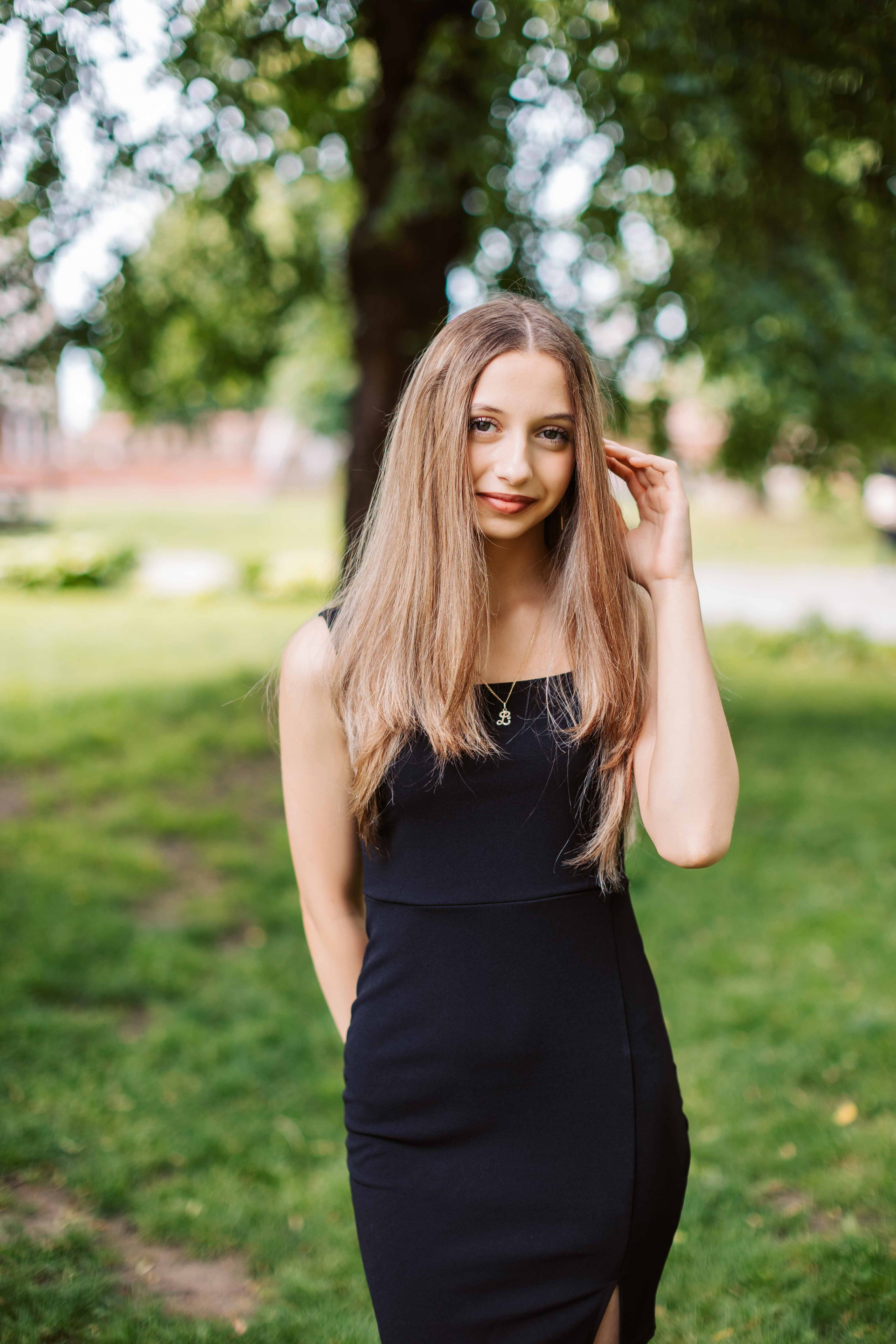 8B — Tudor Vladimirescu. Contrast Studio