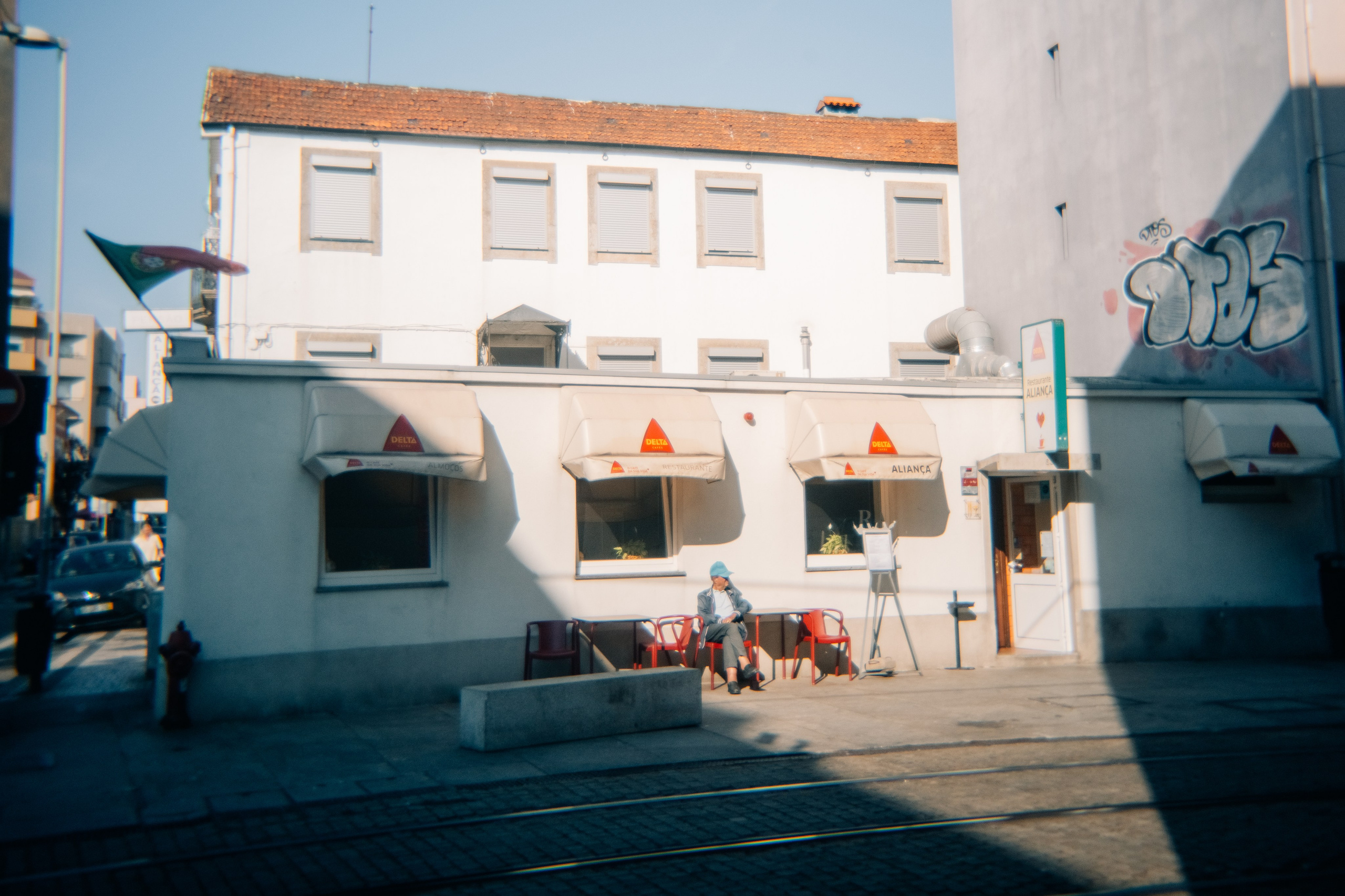 Street. Maria Sher. Professional photographer from Porto, Portugal