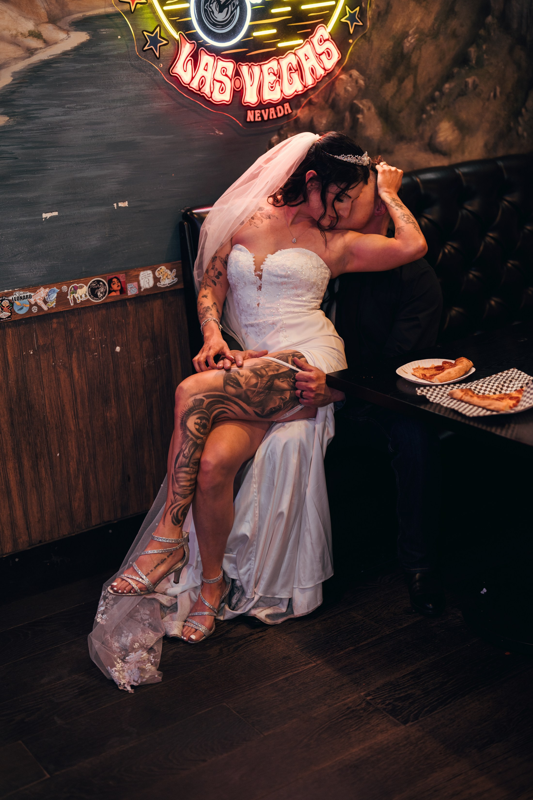 Krystina&Raymond. Wedding & elopement photographer Viktoriya Kravtsov. Las Vegas