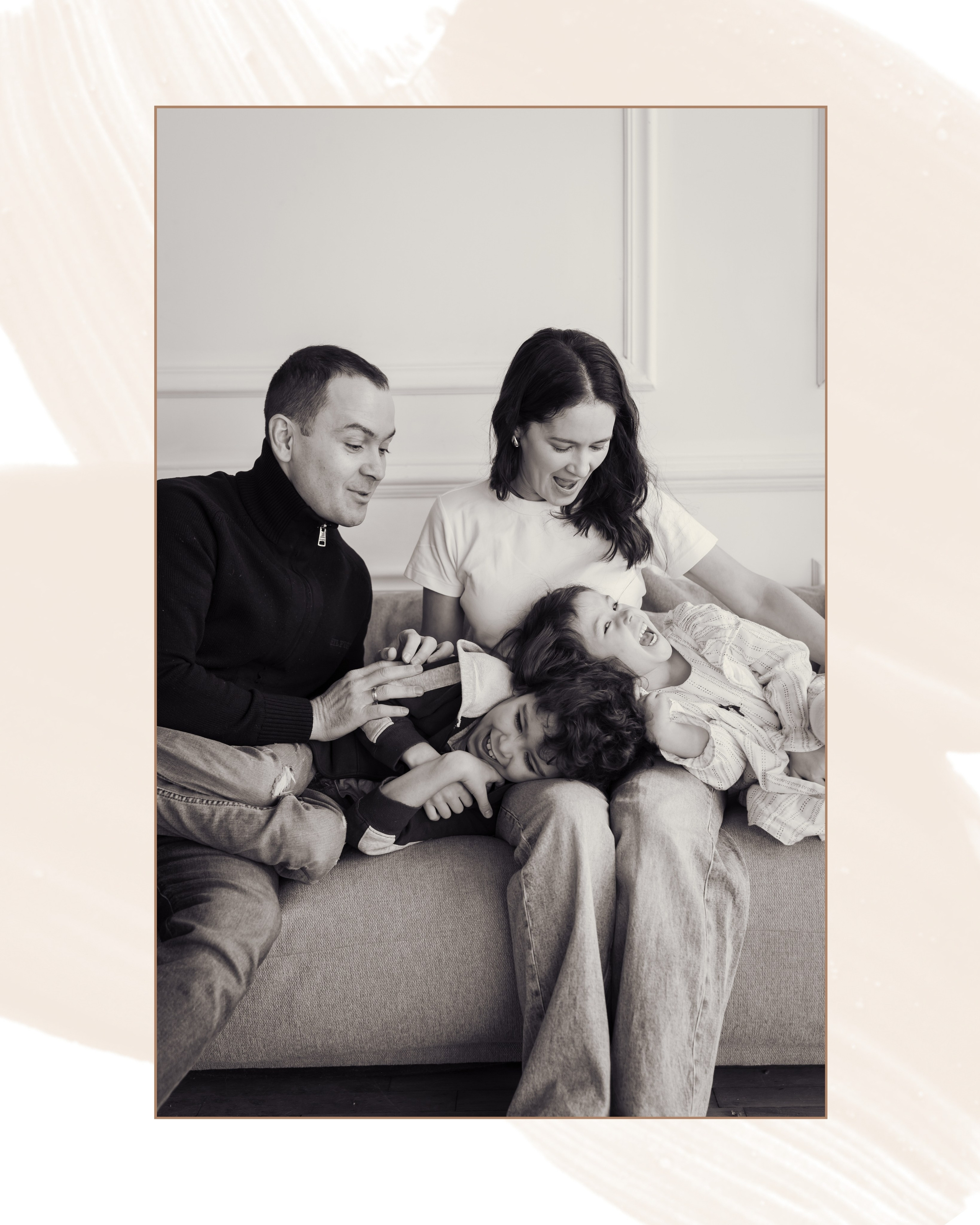 Family Love. Dash_photopic.I’m Daria New York based photographer