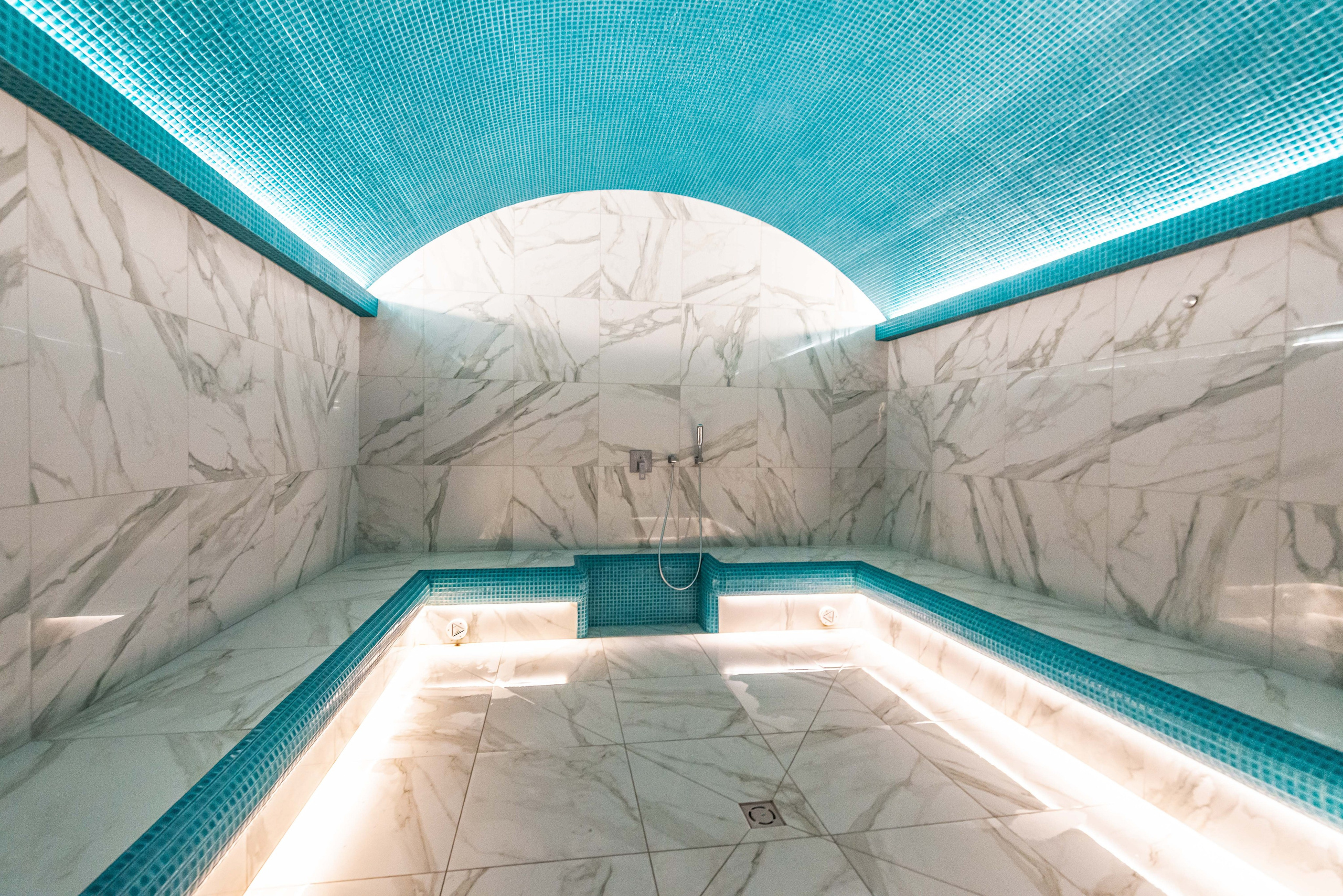 Фитнес-клуб DDX Fitness на ул. Лескова. ФОТОГРАФ МЕКСИКА КИНТАНА-РОО