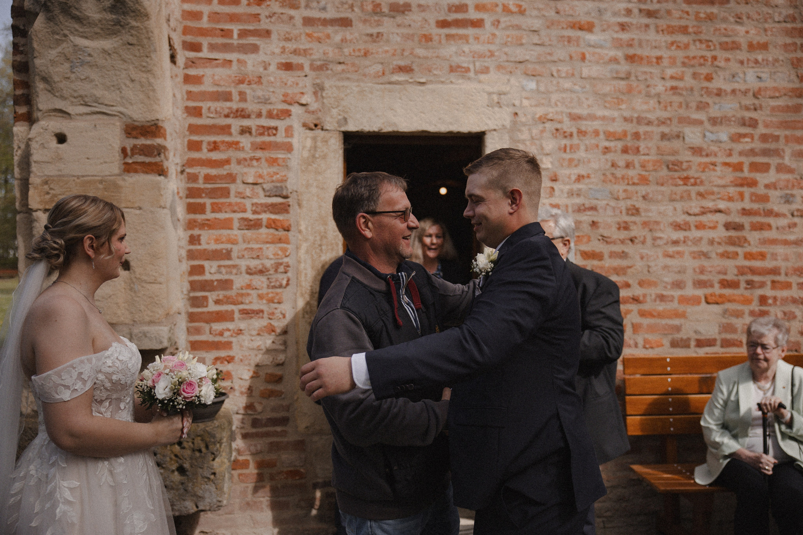 Lorena & Jan l Schloss Sythen. Hochzeitsfotografin Bochum | Halyna Reiche Fotografie NRW