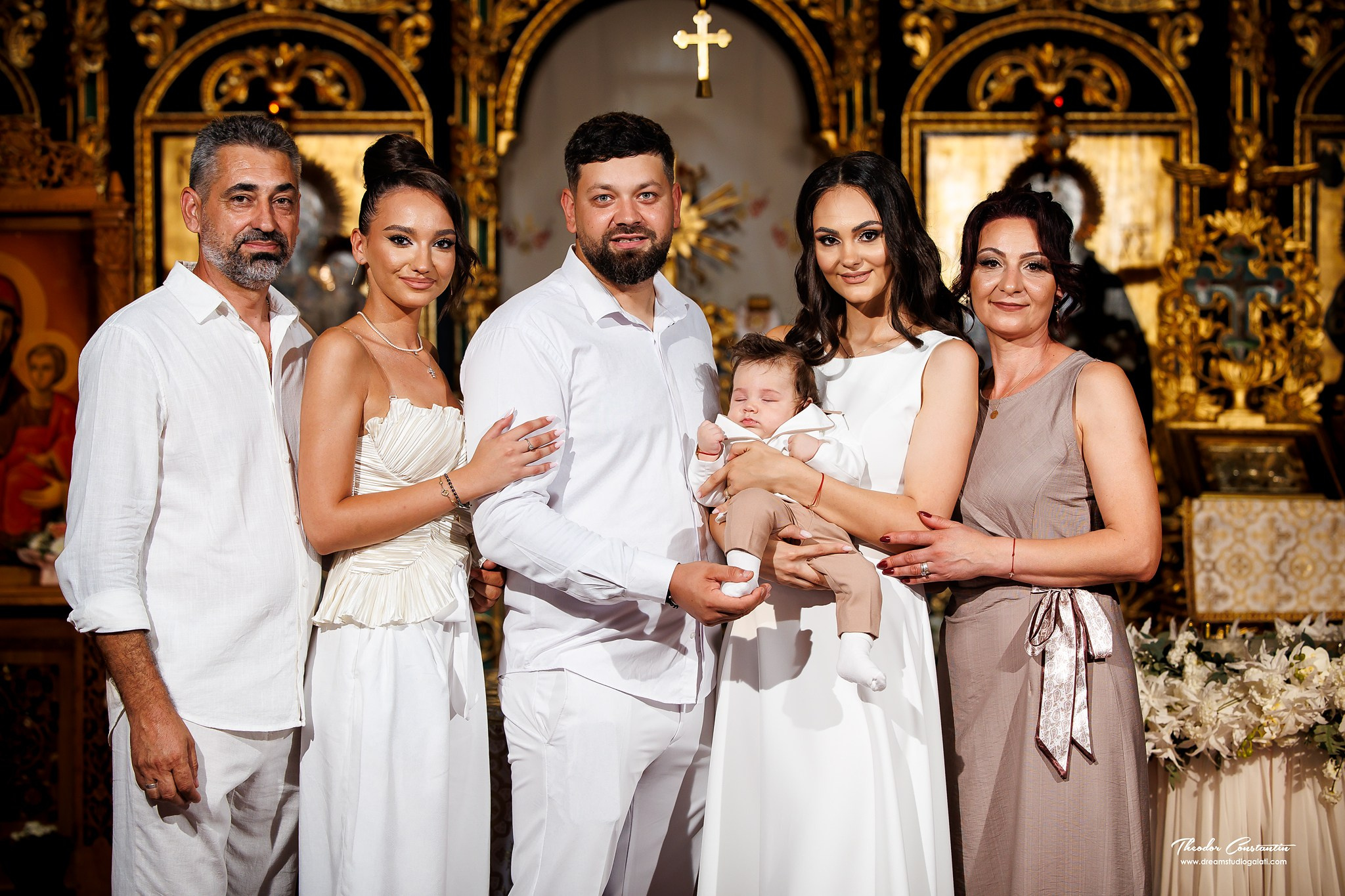 Botez. Dream Studio Galați – ședințe foto profesionale pentru familie, portrete și evenimente