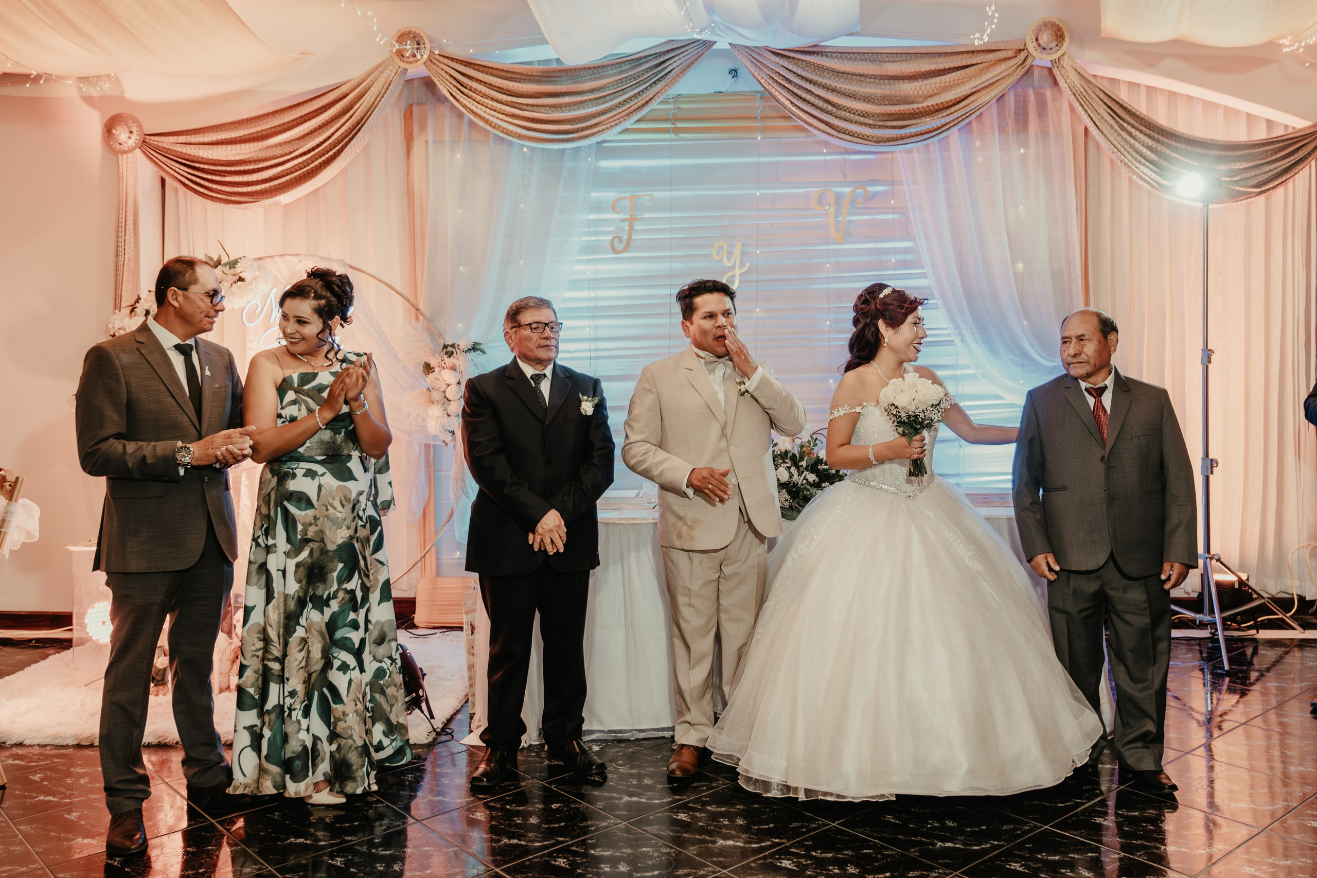 VANESSA + FRANKLIN BODA RELIGIOSA. Studio KVTA | Fotografía y Video de Bodas en Arequipa