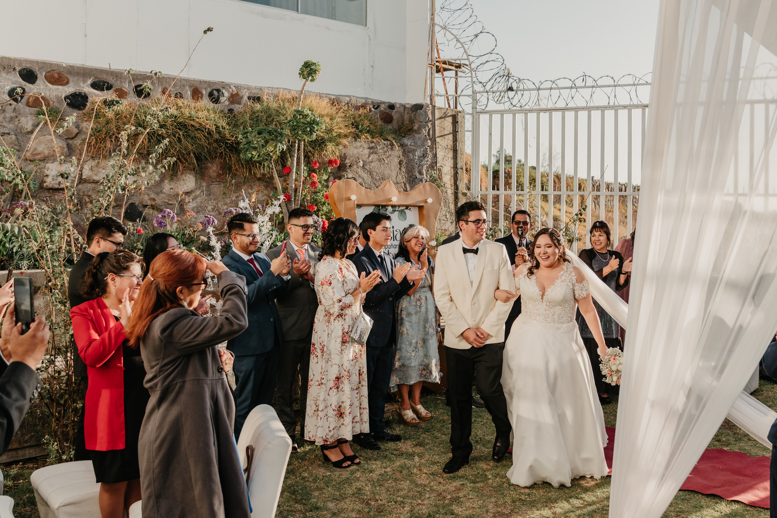 VANIA + LUIS BODA CIVIL. Studio KVTA | Fotografía y Video de Bodas en Arequipa