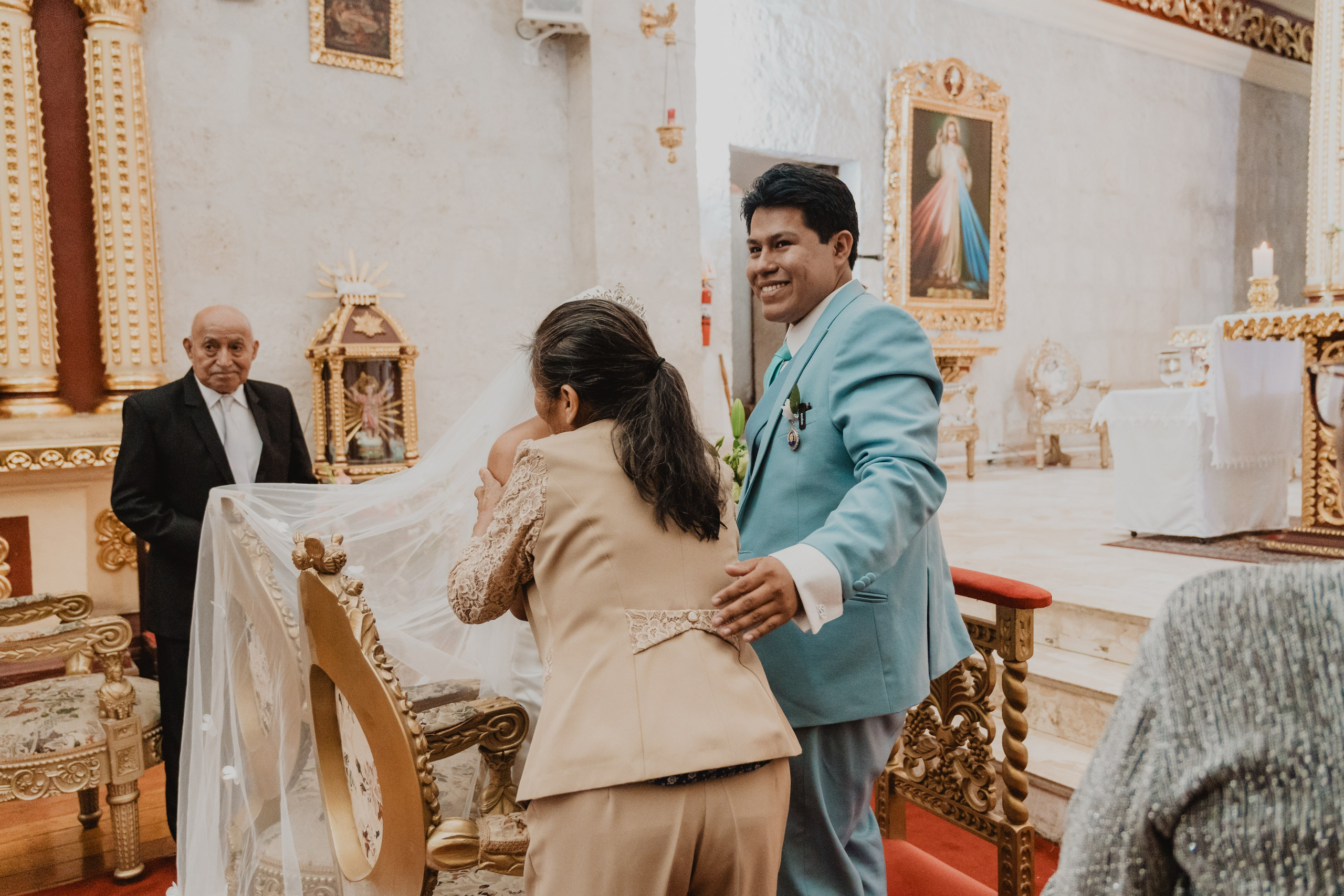 STEISY + EMMANUEL | BODA RELIGIOSA. Studio KVTA | Fotografía y Video de Bodas en Arequipa