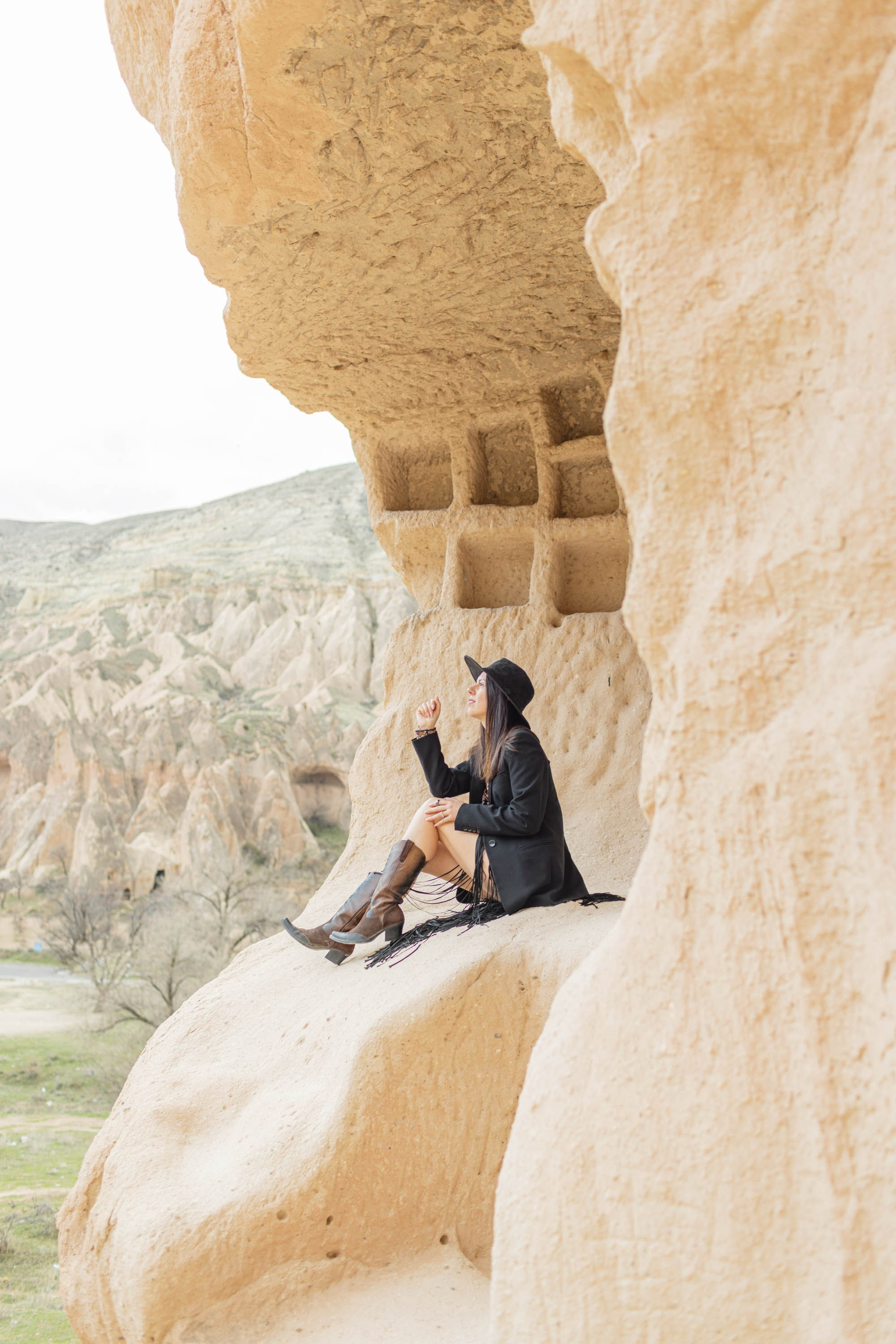Stylish Photoshoot in the Charming Streets and Valleys of Cappadocia. Julia Ganch I Fashion Wedding Photography I Cappadocia Turkey