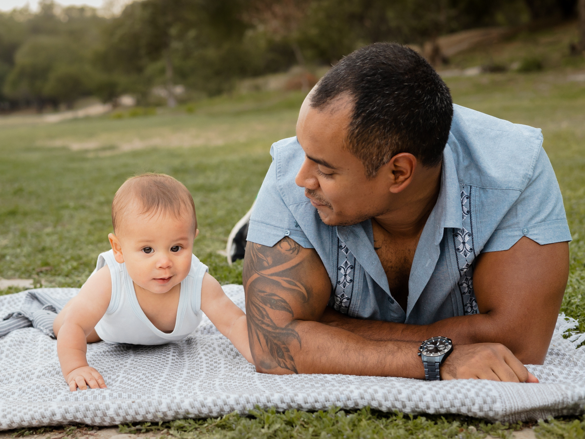 Family with a baby in the Park. Лайфстайл и семейный фотограф в г. Писек Чехия Оксана Телупилова