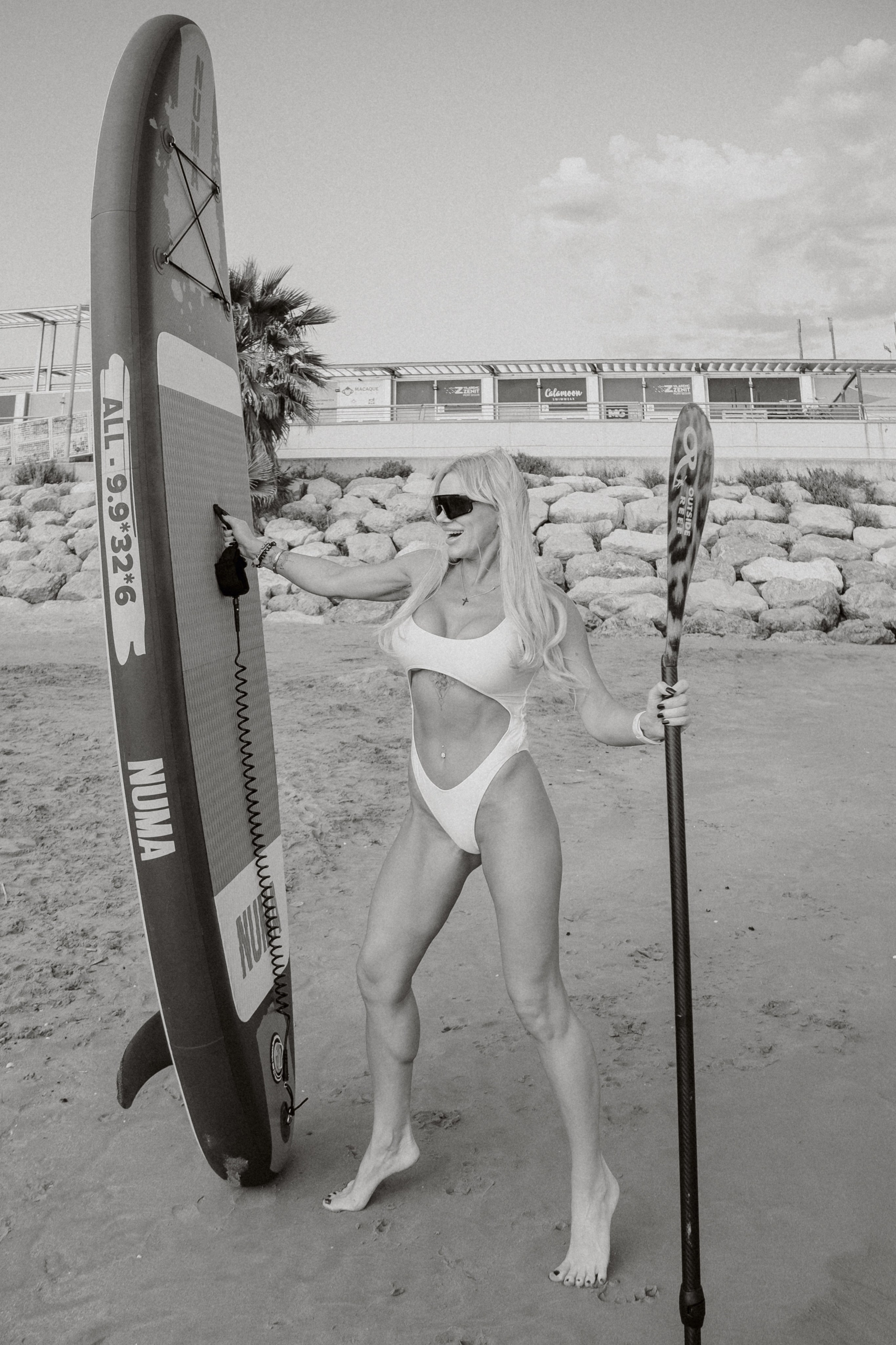 Sesión individual en la playa. Fotografía profesional en Calafell - Elena Medvedeva