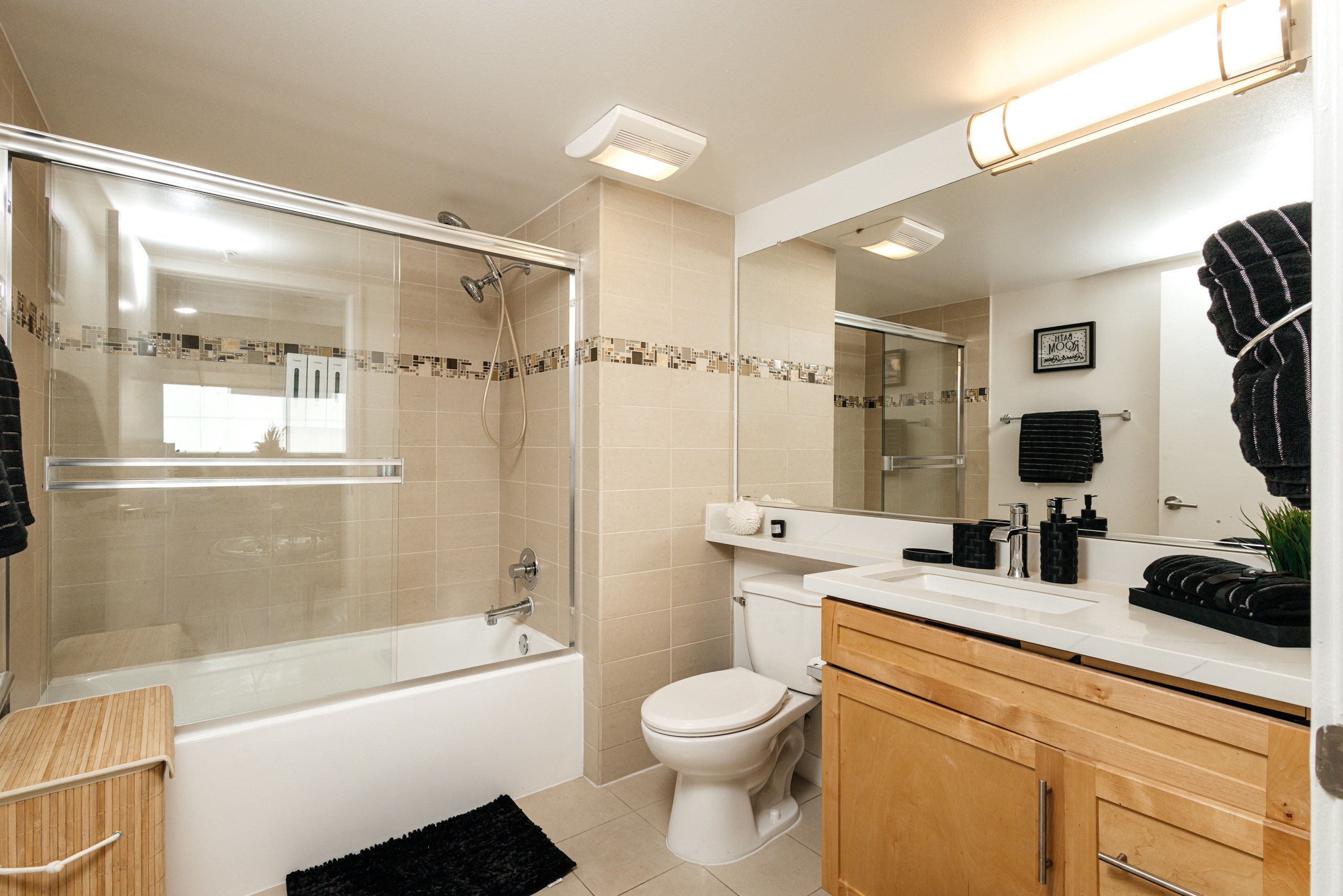 Swanky Apartments. Photographer Andrei White