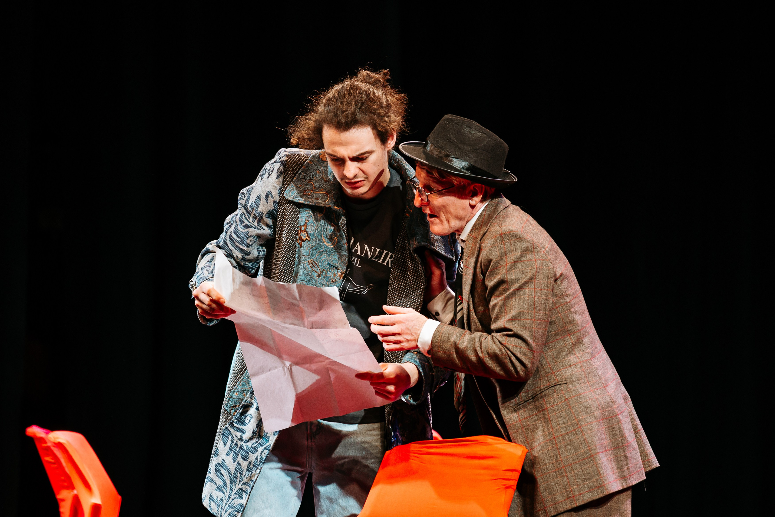 Garbo Teater „12 стульев“. Jelizaveta Gross - reportaaži- ja portreefotograaf Narvas