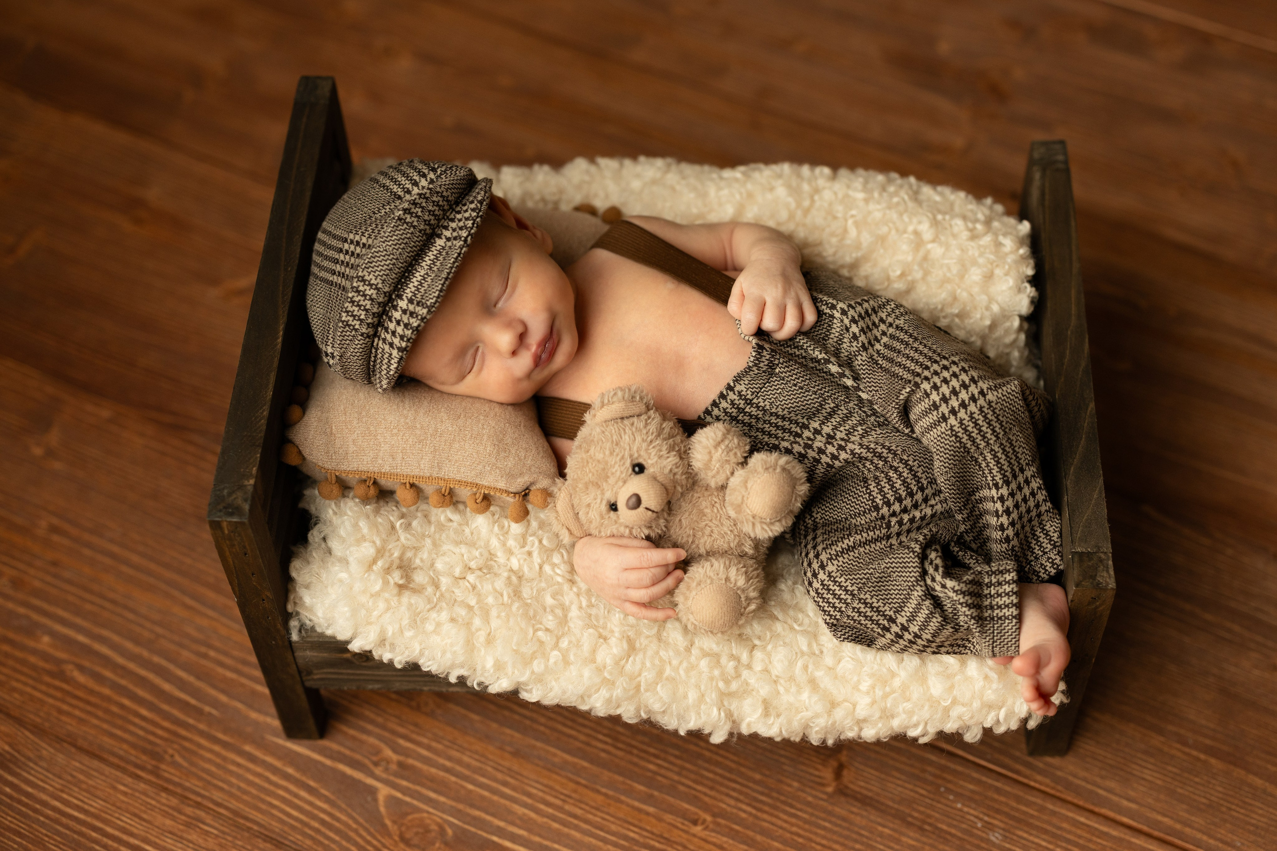 Newborn. Novorođenčad, Trudnice i Porodični fotogaf u Beču i Požarevcu Mihajlo Stević