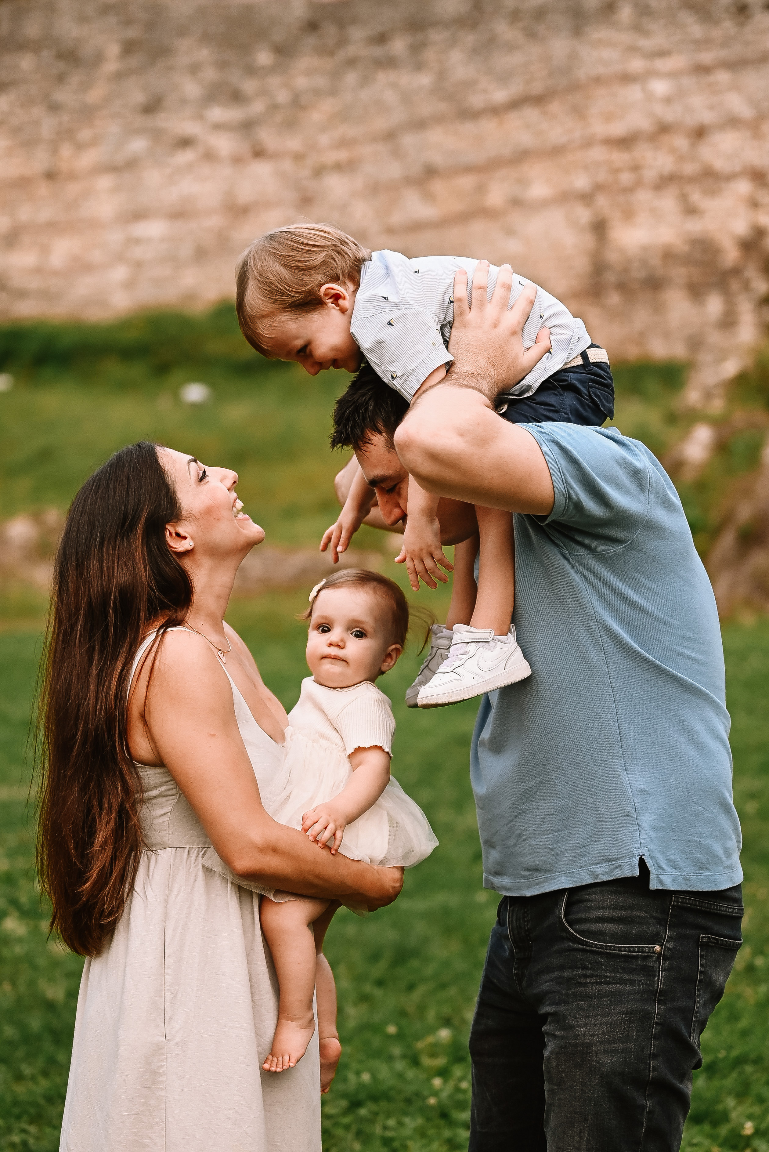 Anja, Nikola, Adam i Hana / porodično fotografisanje. Dečiji i porodični fotograf