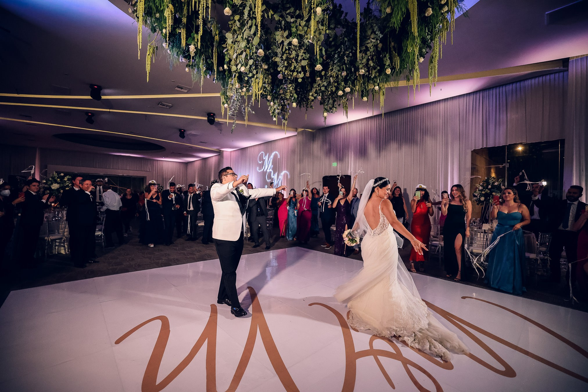 Tijuana Casino Aguacaliente, Voga Boda Martin y Mariana. Estudio de fotografia en Tijuana