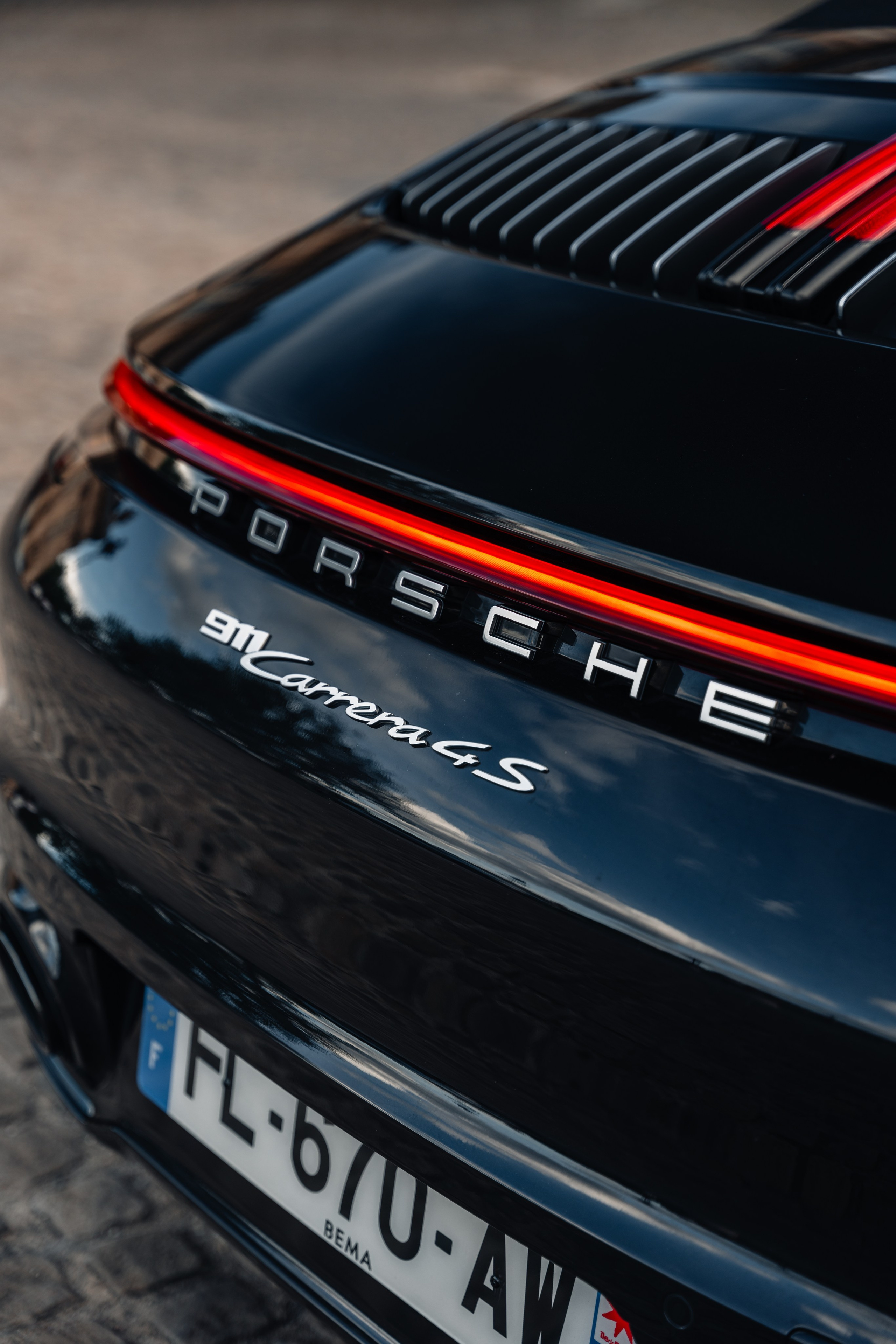 Porsche 911 Carrera 4 S Cabriolet. Photographer in Paris — Vitalii Motruk