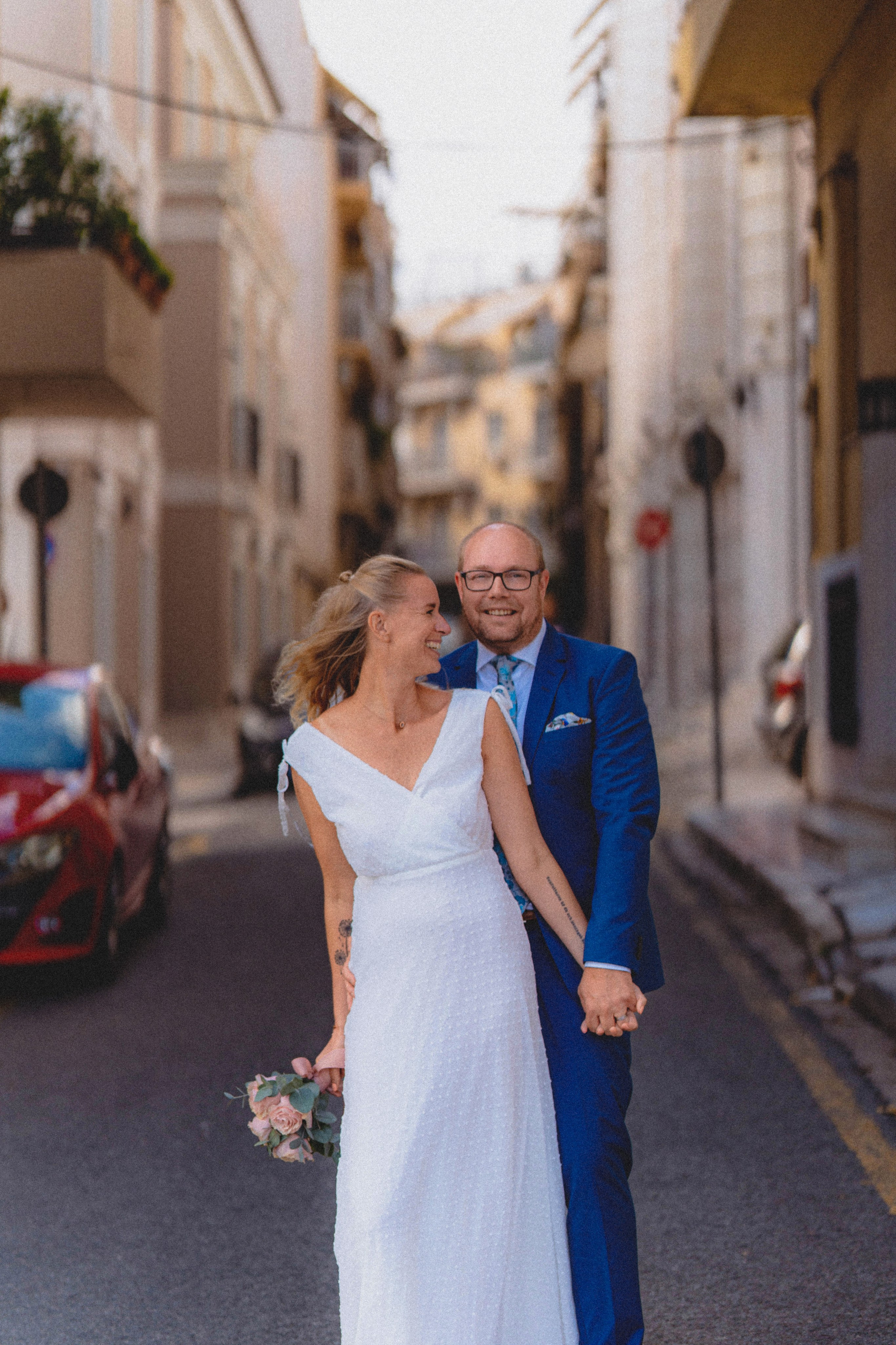 Daniel and Alexandra elopement in Athens. Photographer in Greece Kristina