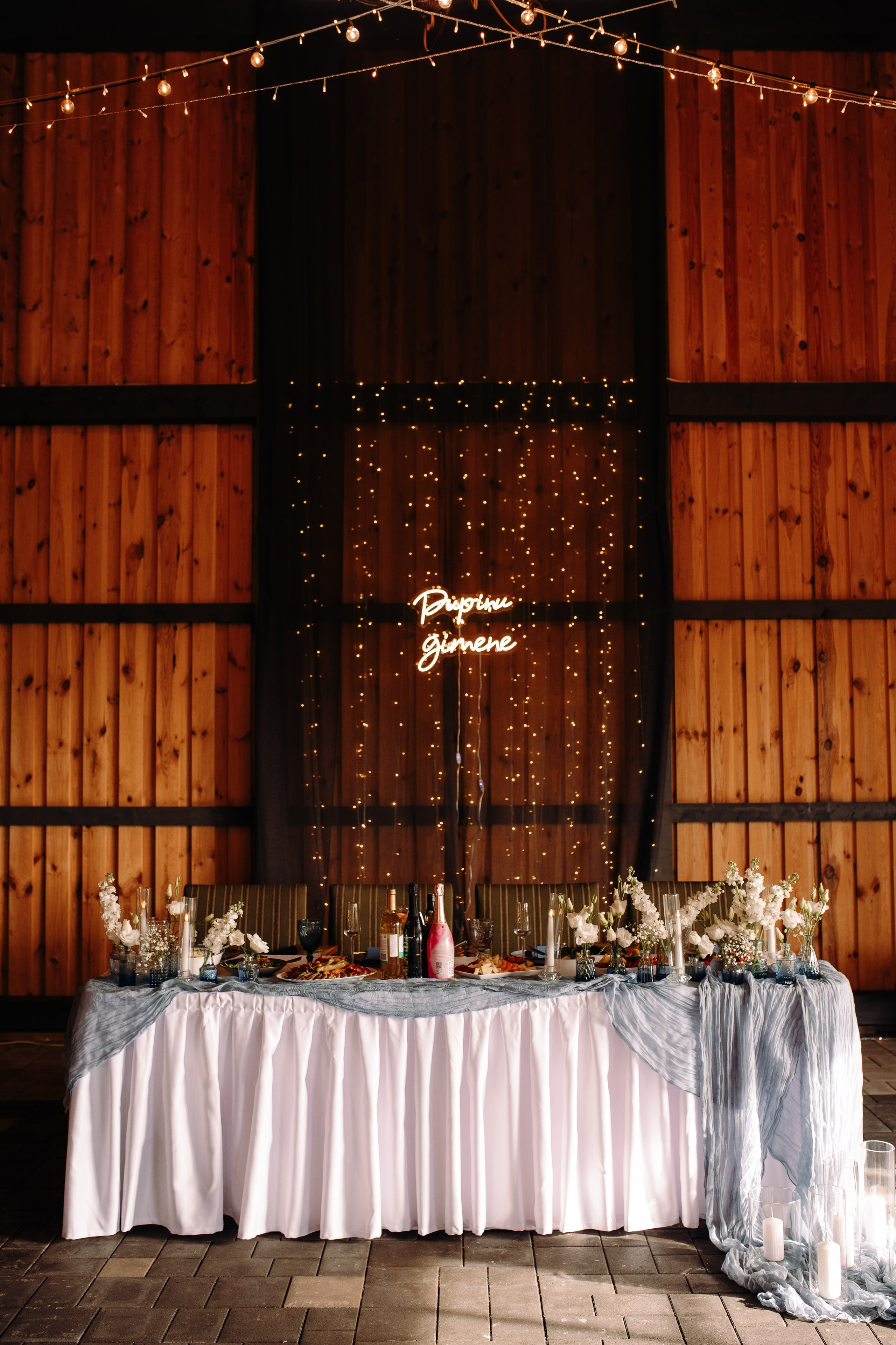 Jana & Māris. Fotogrāfe Līga Vaidere