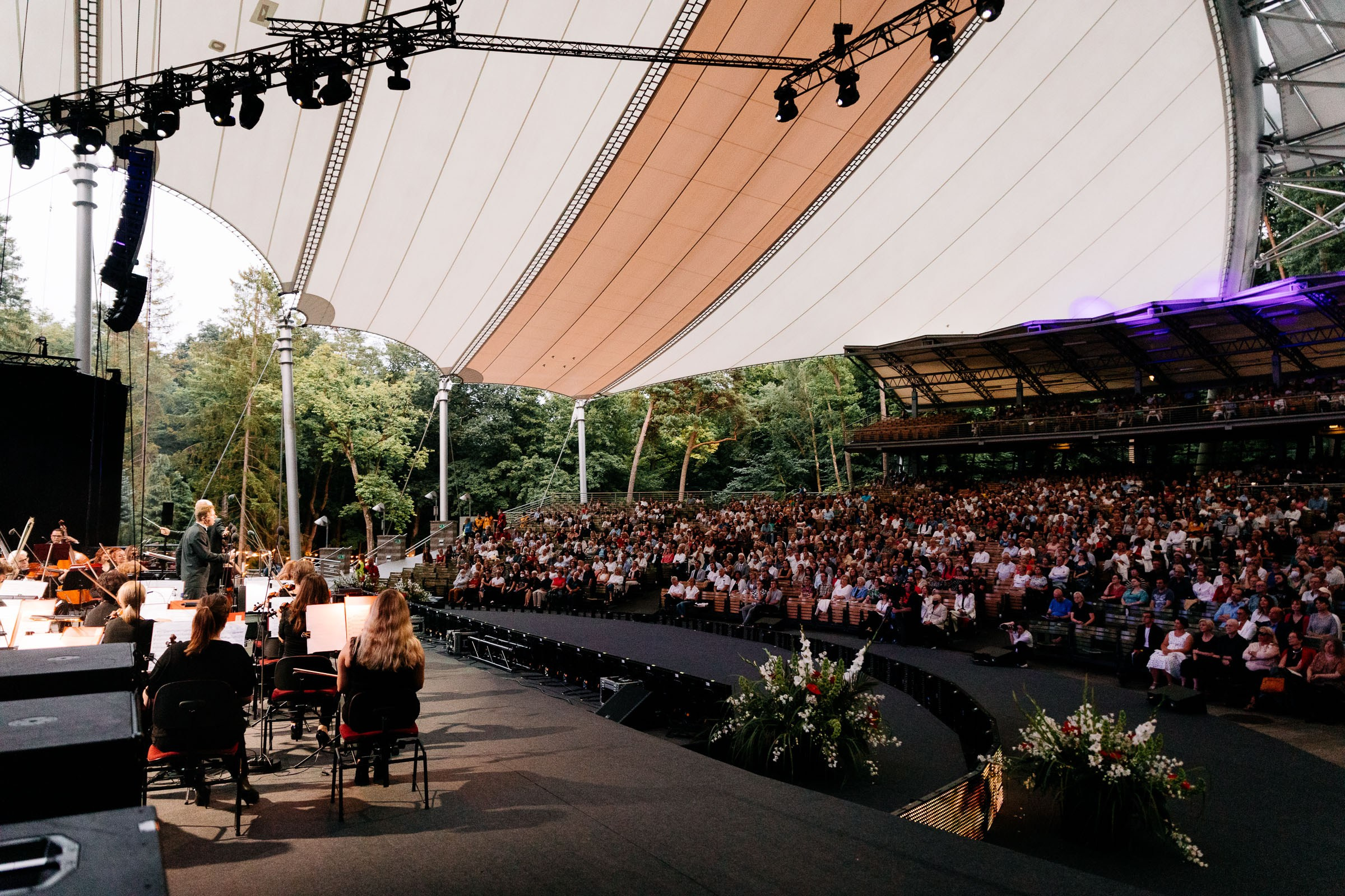 Opera Leśna Koncert. Fotograf Ślubny Warszawa - Sesje Biznesowe Rodzinne Eventy