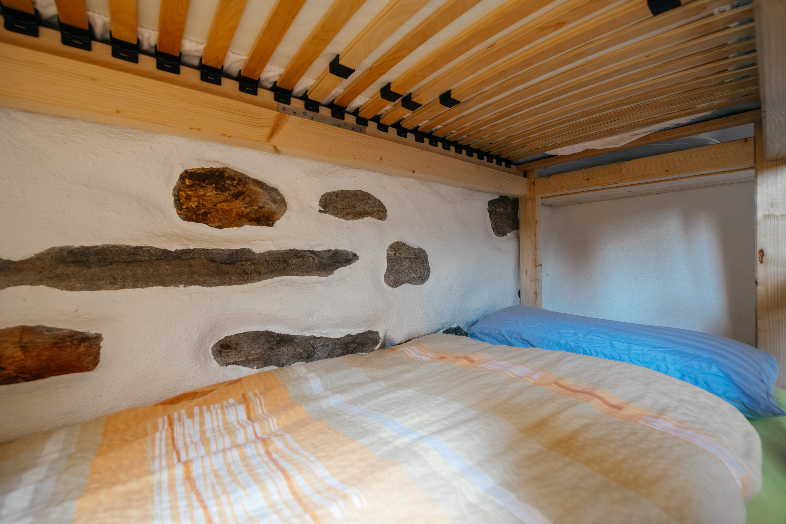 Rustico, VAL RESA, TICINO. Hallo! Ich bin Elena und arbeite als Immobilienfotografin