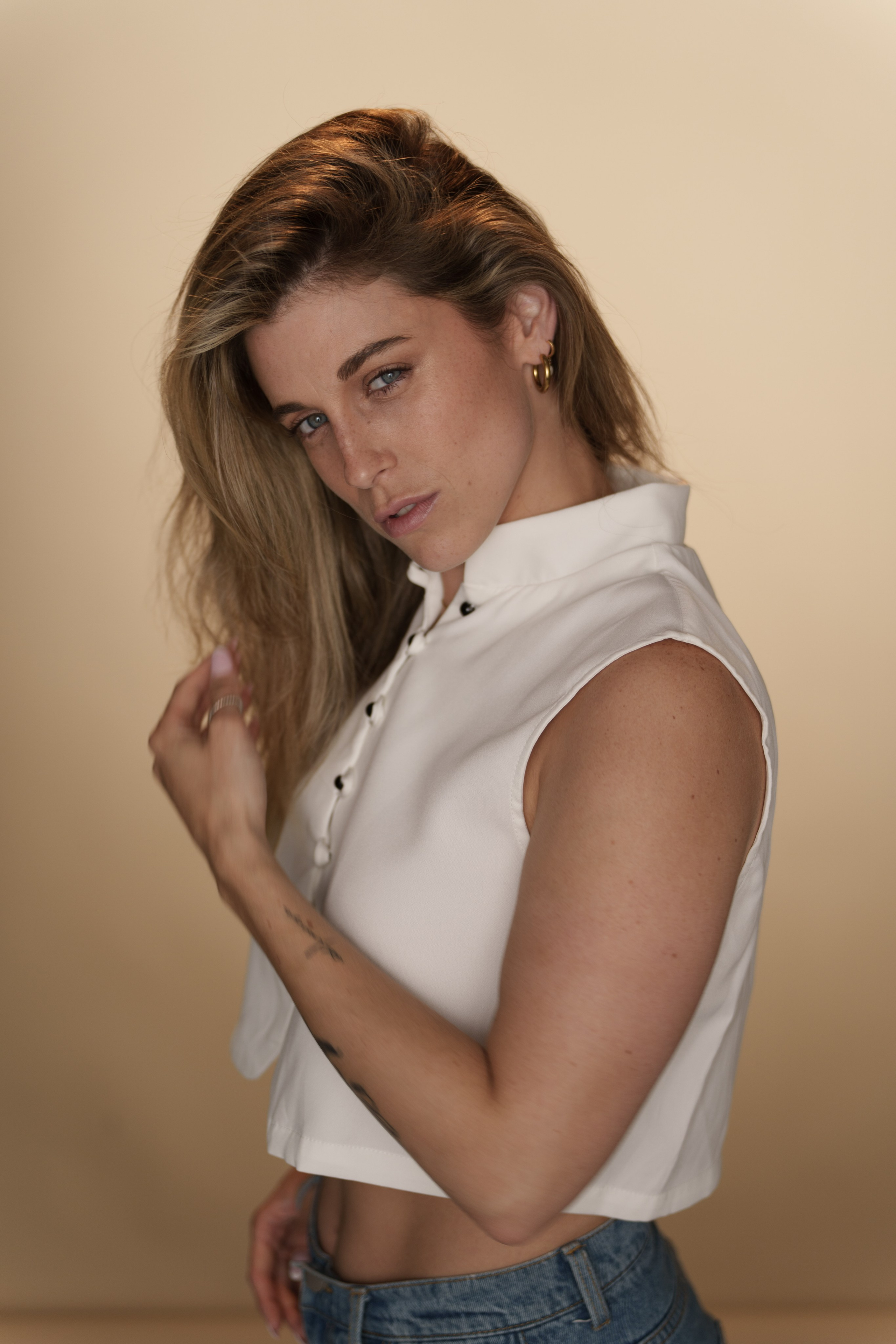 „Kölsch&Shoot“ in Cologne w/ Lisa (Set #3). URBANSTREETFILES.ART