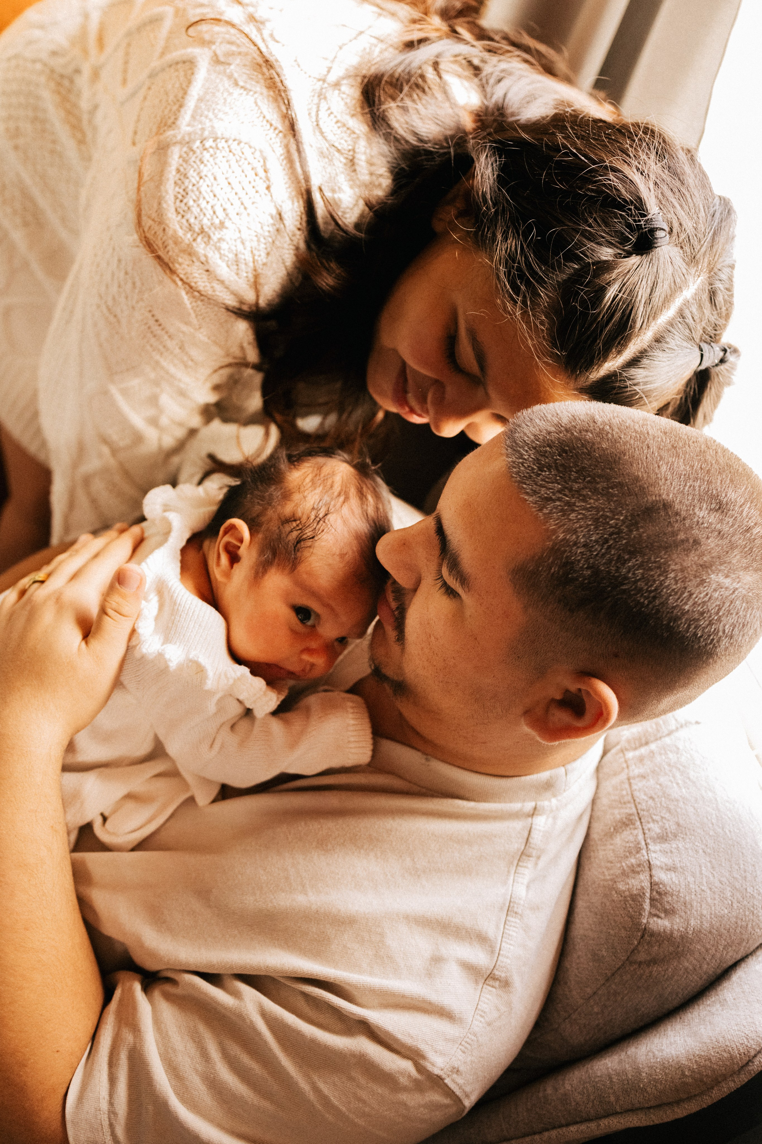 Newborn lifestyle documentary photographer