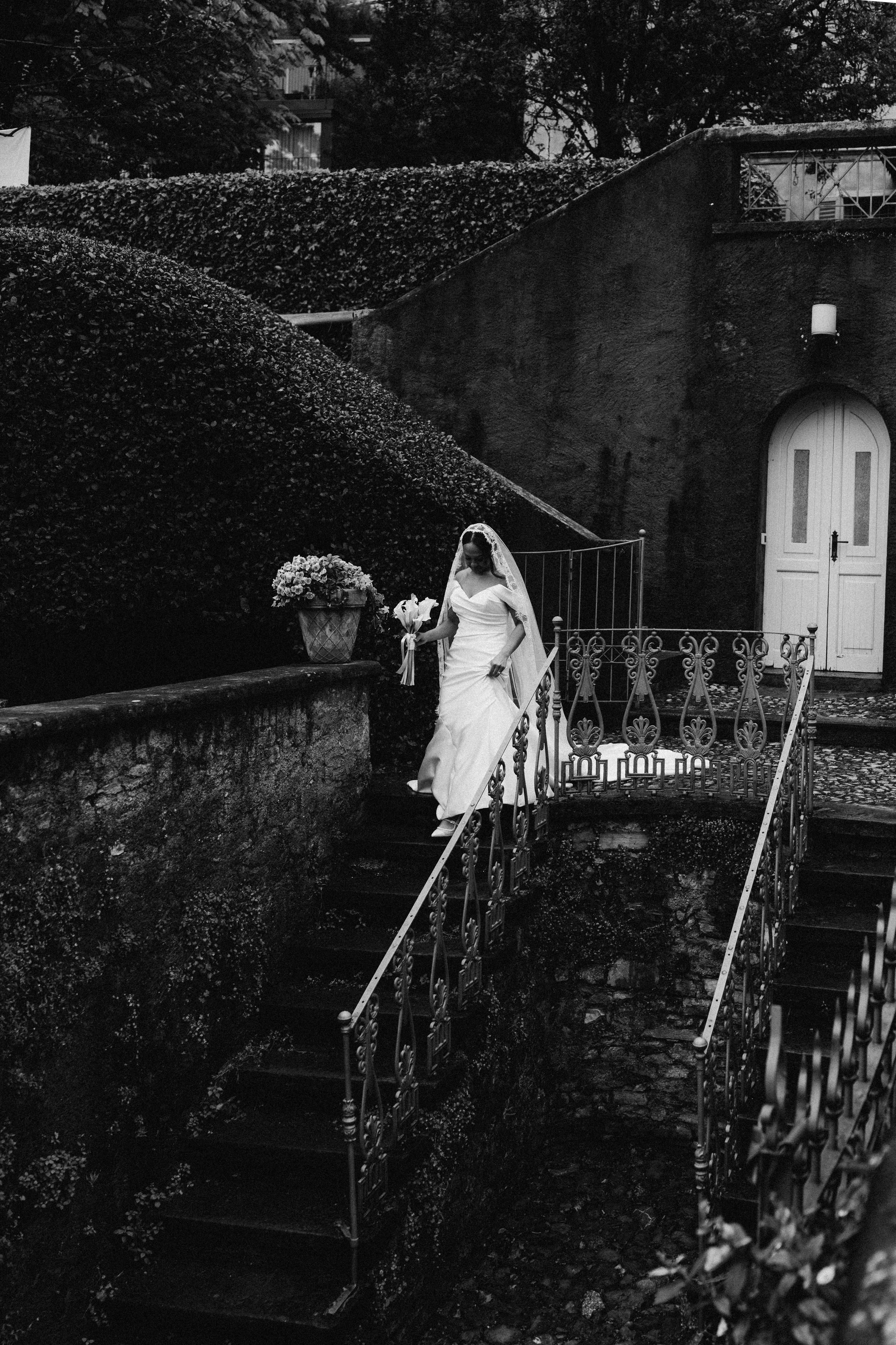 BEATRICE AND RAFAELE_LAKE COMO_Villa Regina Teodolinda. PHOTOGRAPHER IN ITALY