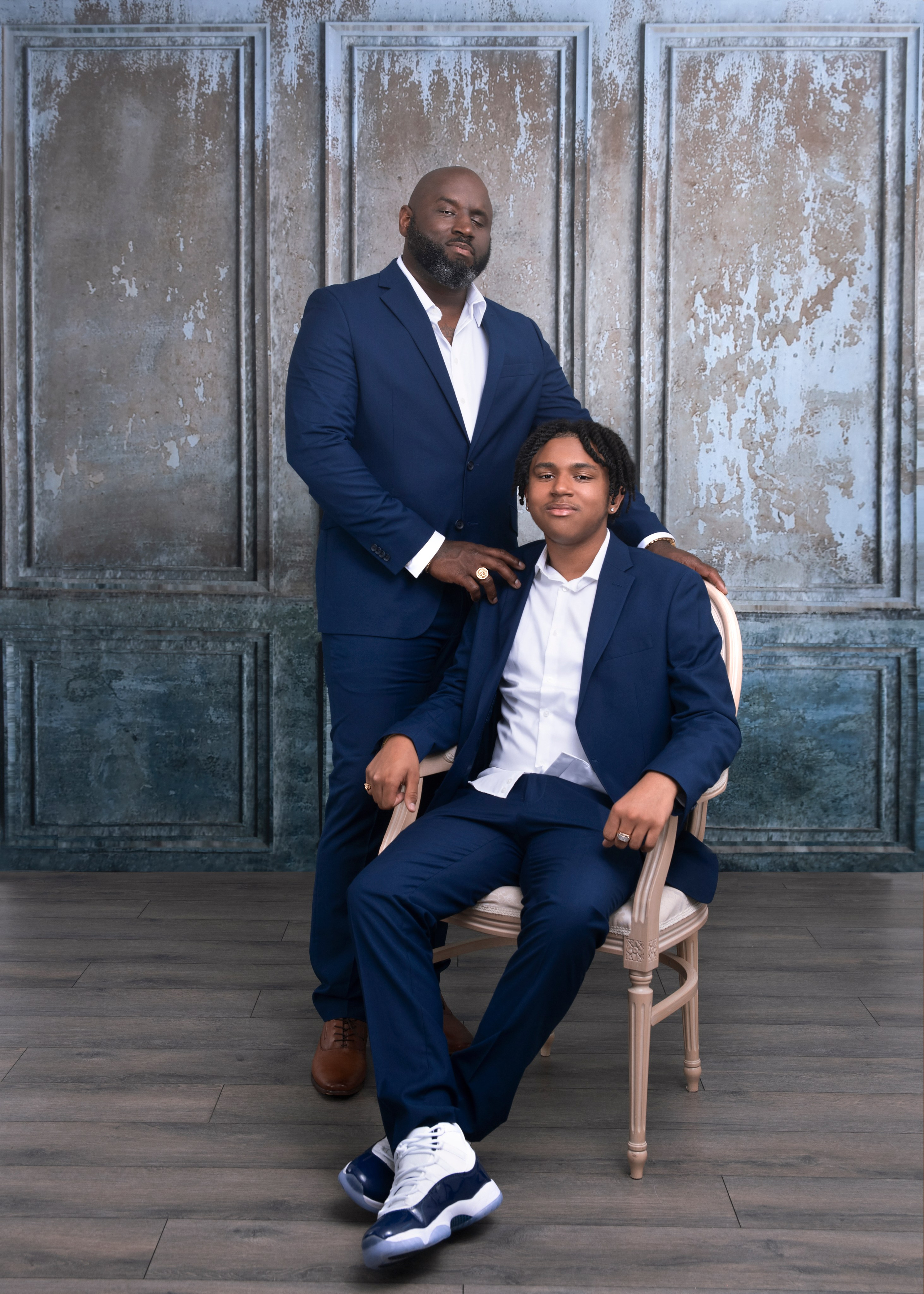 Family session in studio. Portrait, kids and family photographer in Wesley Chapel Alina Alice Osipova